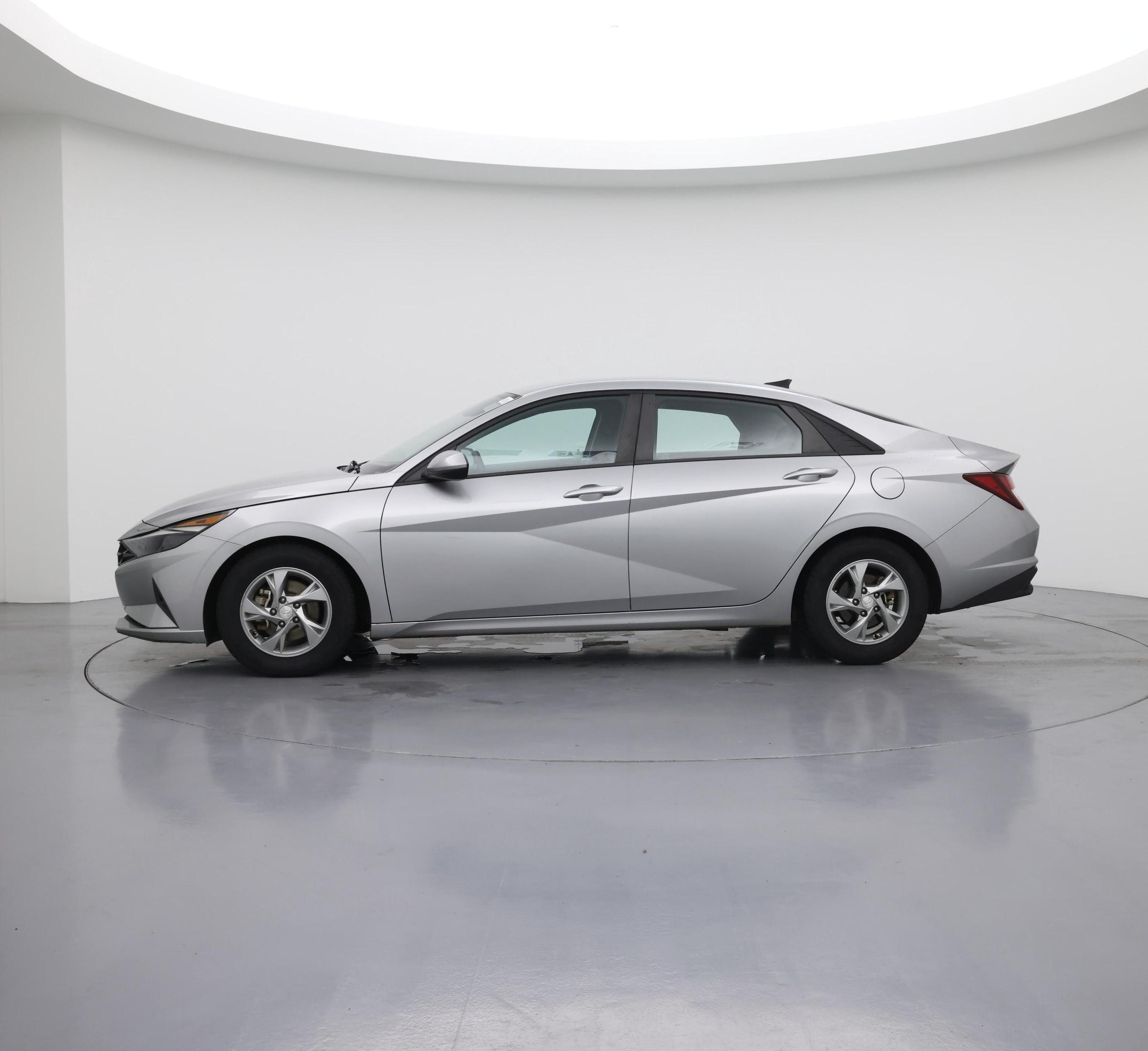 Thumbnail: 2021 Hyundai Elantra - 3