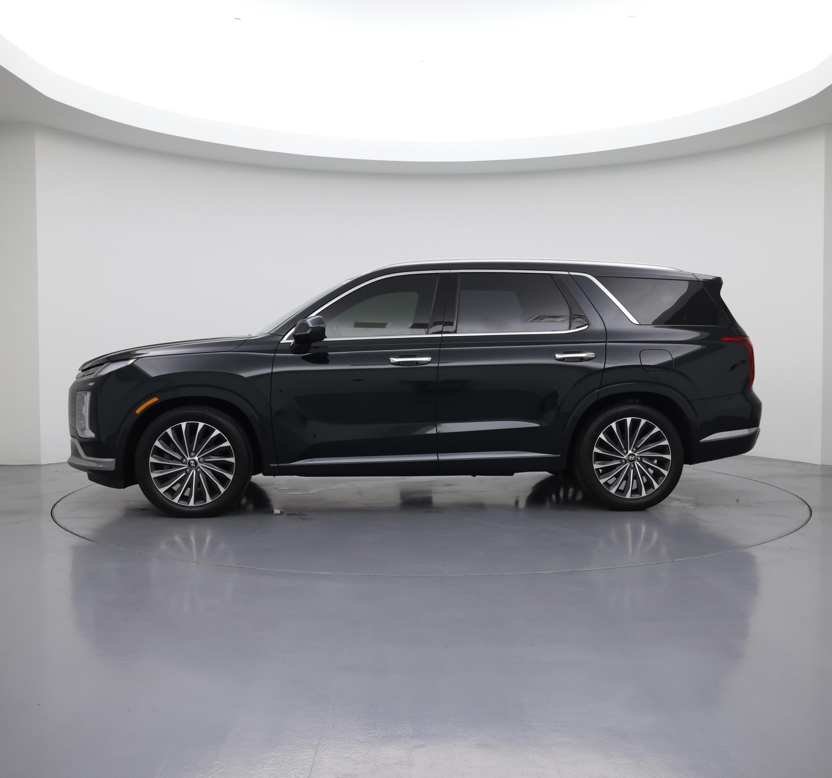 Thumbnail: 2023 Hyundai Palisade - 3