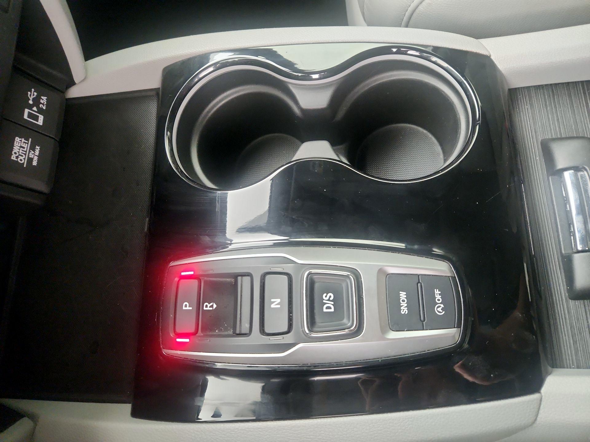 Thumbnail: 2022 Honda Pilot - 17
