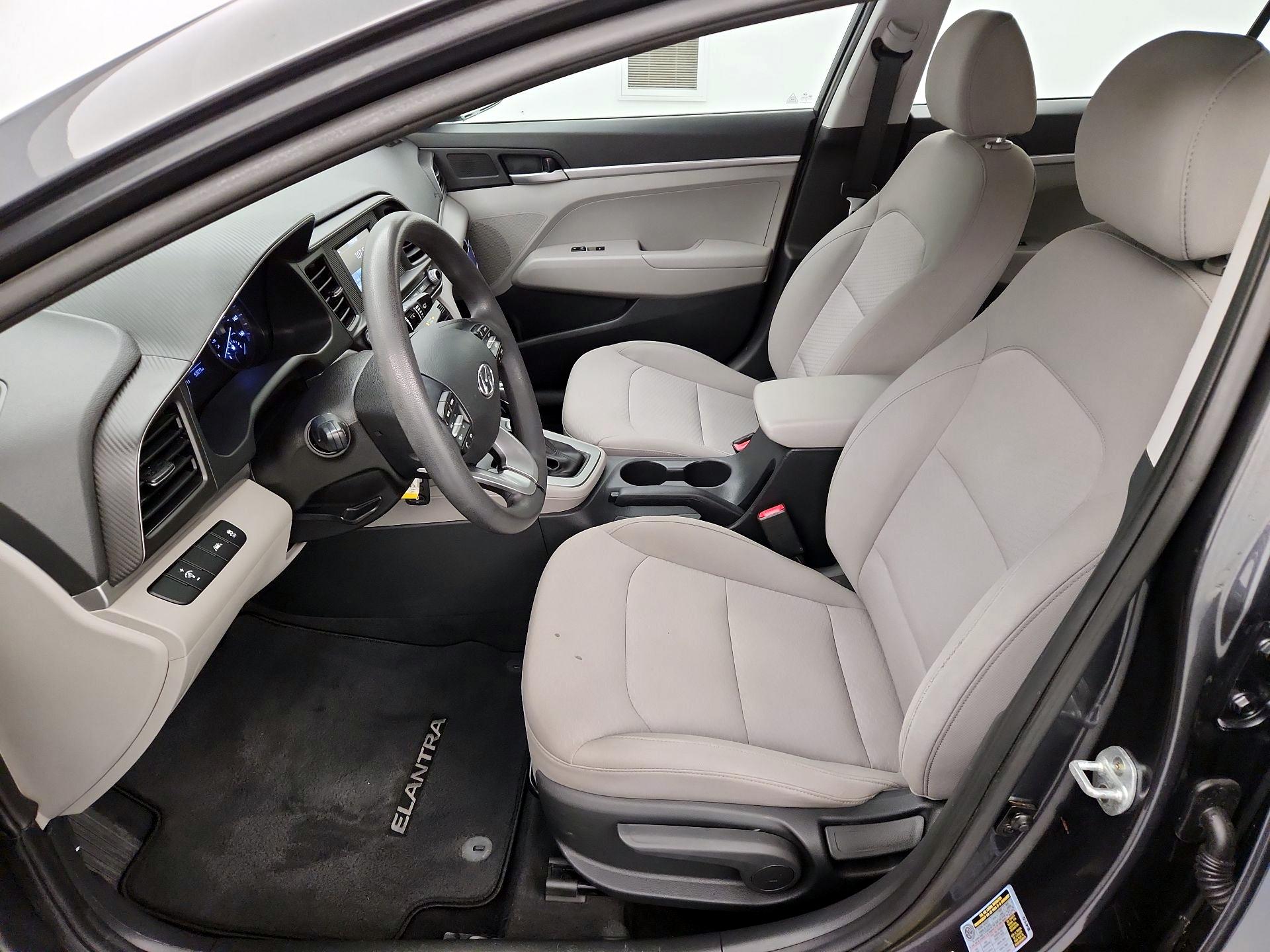 Thumbnail: 2020 Hyundai Elantra - 11