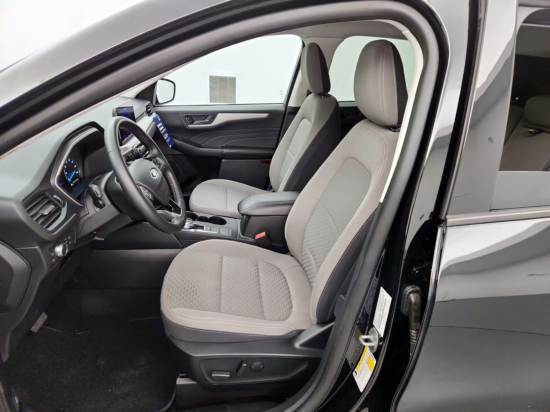 Thumbnail: 2022 Ford Escape - 11