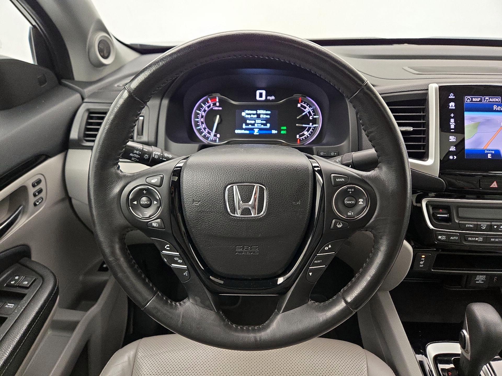 Thumbnail: 2017 Honda Ridgeline - 10