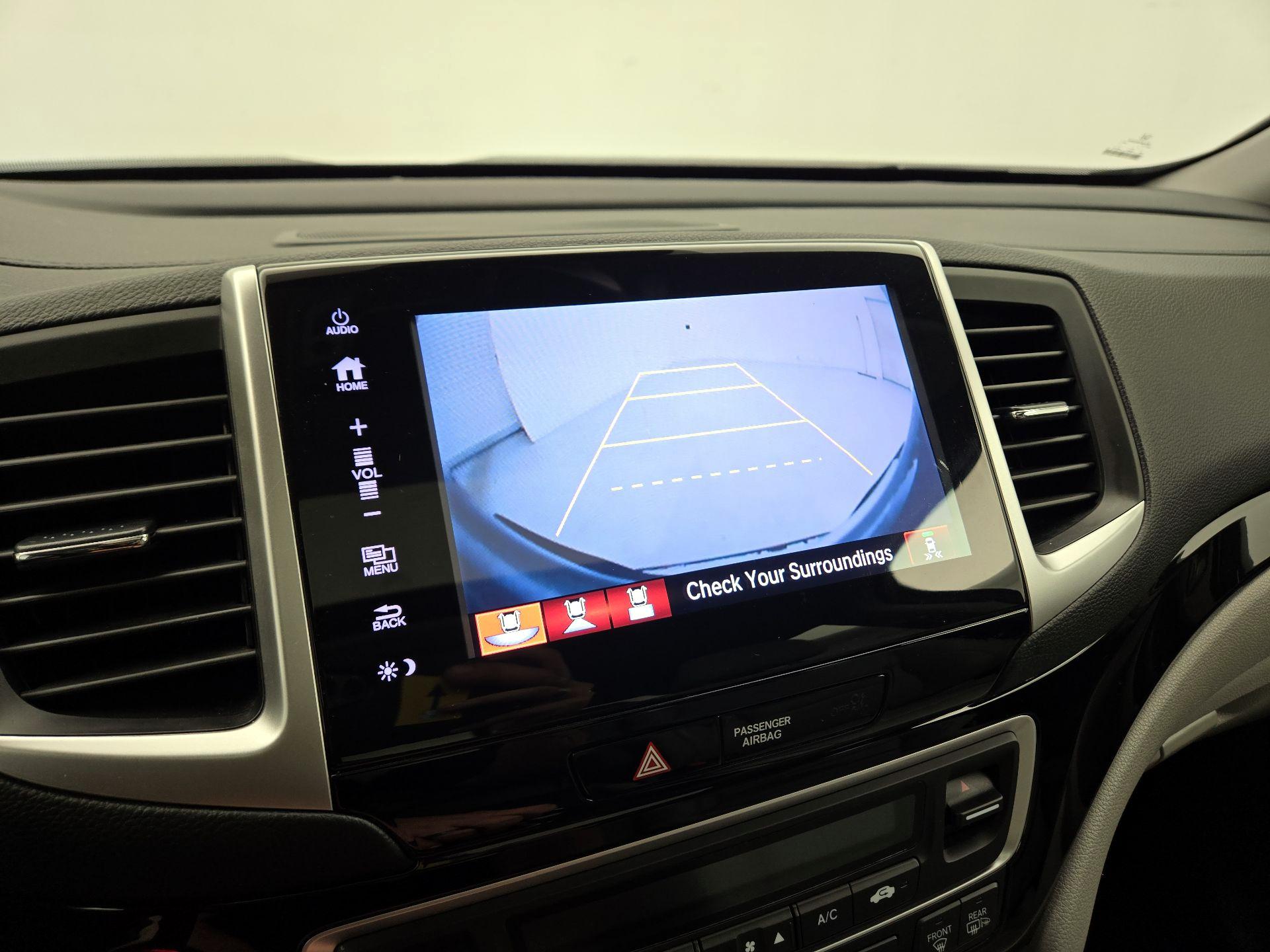 Thumbnail: 2017 Honda Ridgeline - 15