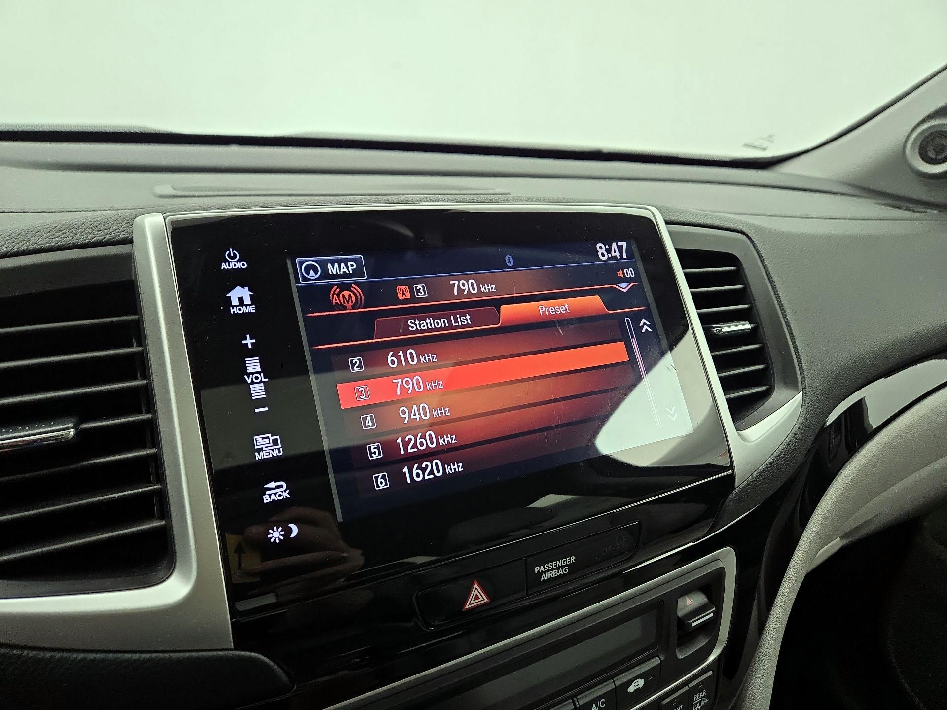 Thumbnail: 2017 Honda Ridgeline - 16