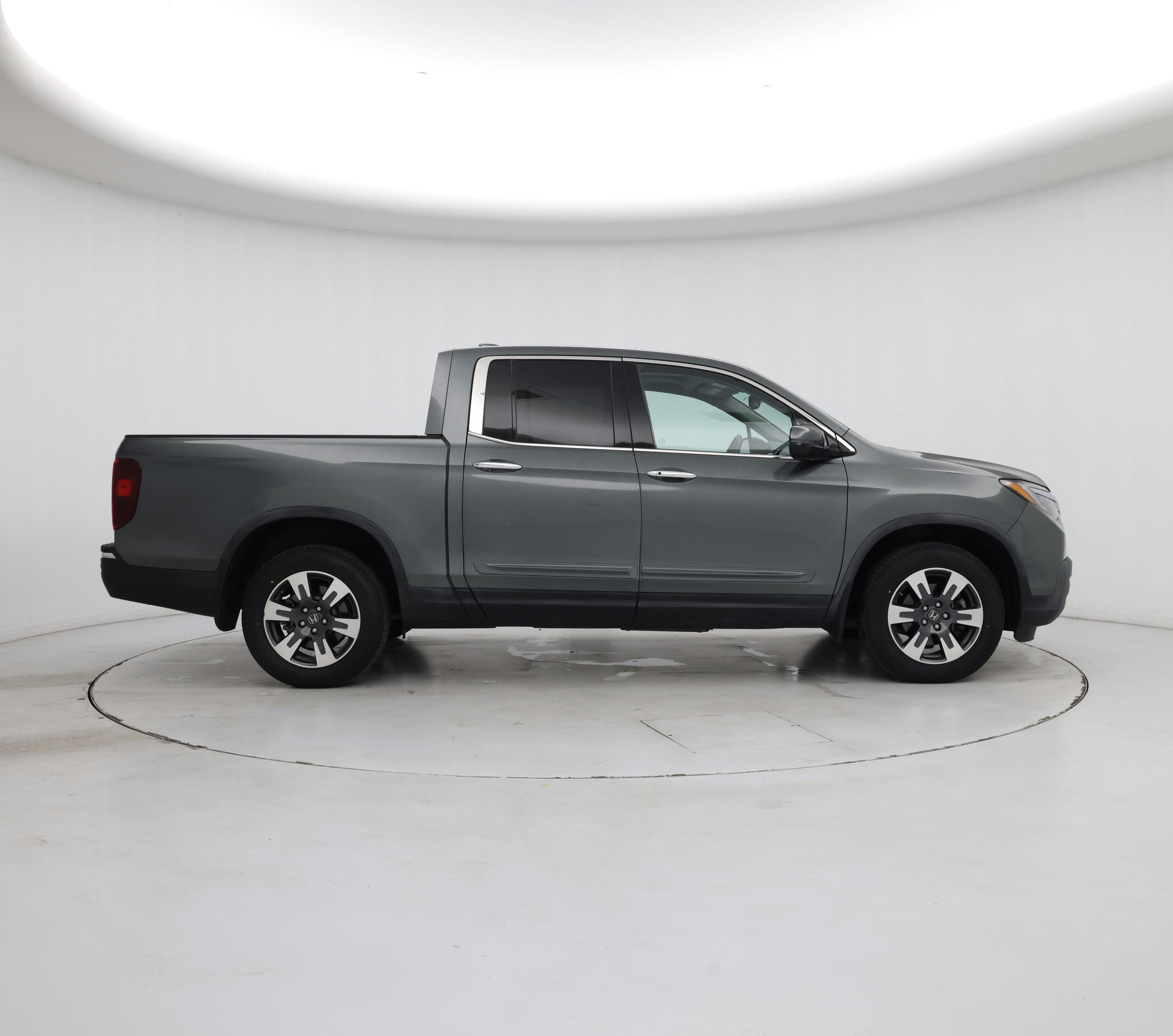 Thumbnail: 2017 Honda Ridgeline - 7