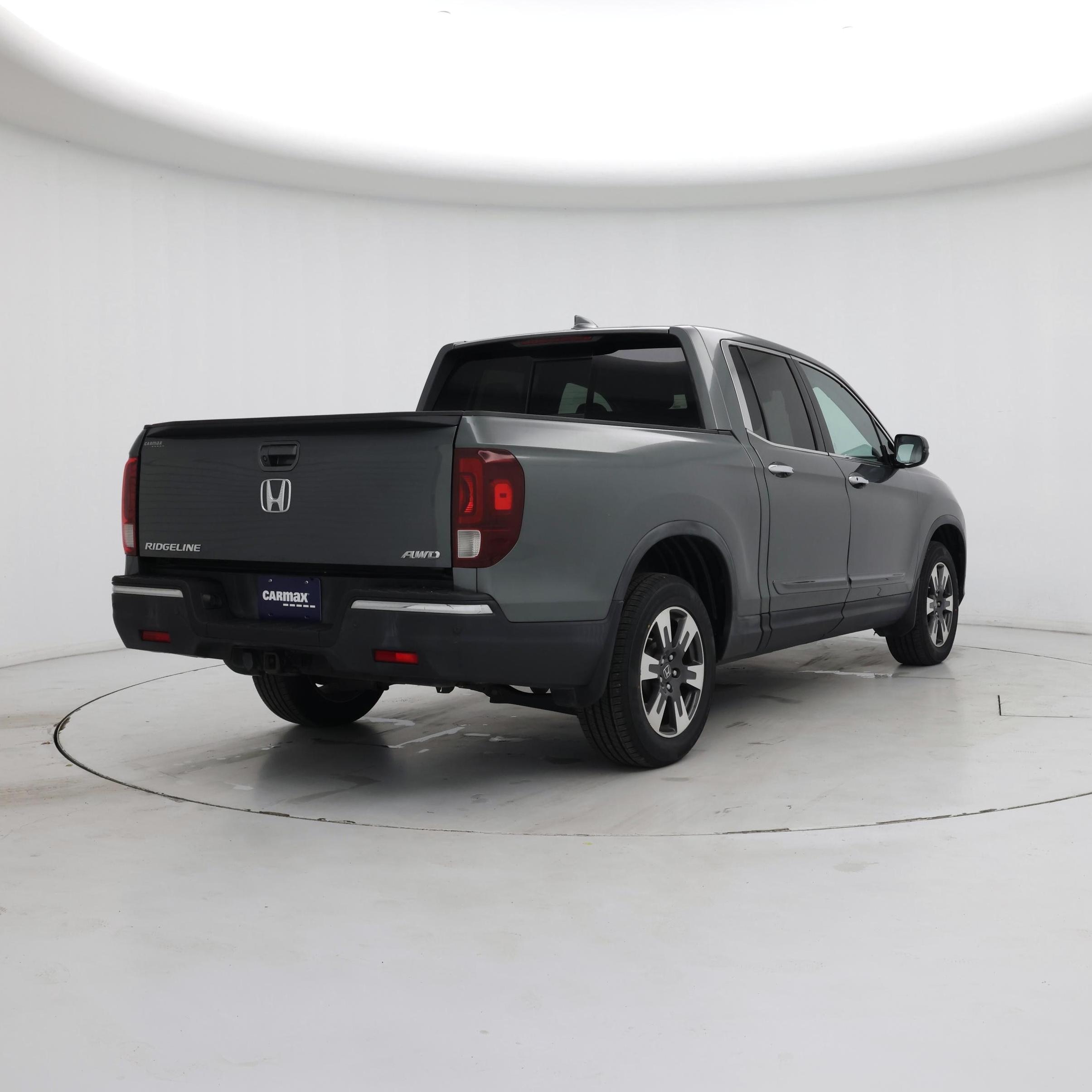 Thumbnail: 2017 Honda Ridgeline - 8