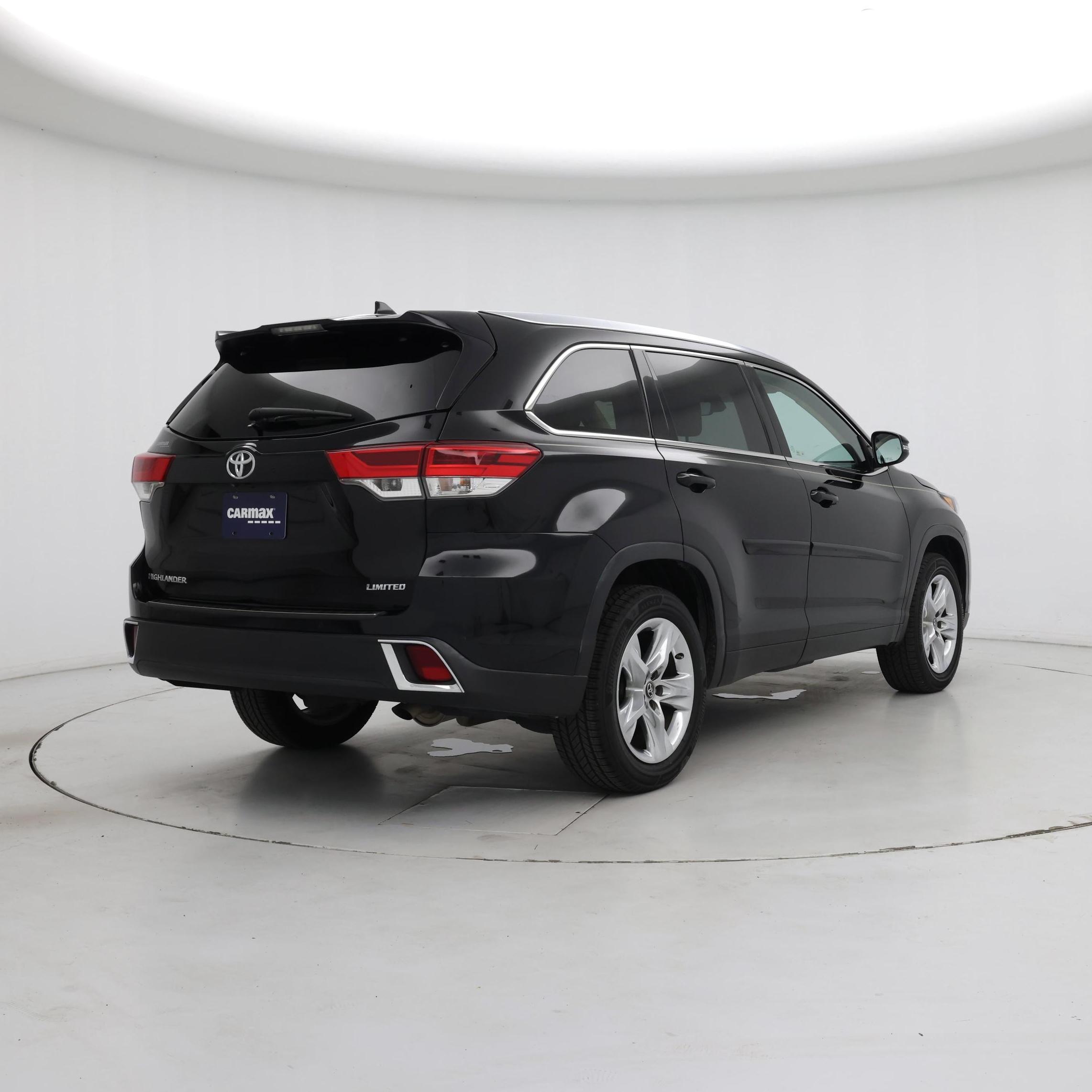 Thumbnail: 2018 Toyota Highlander - 8