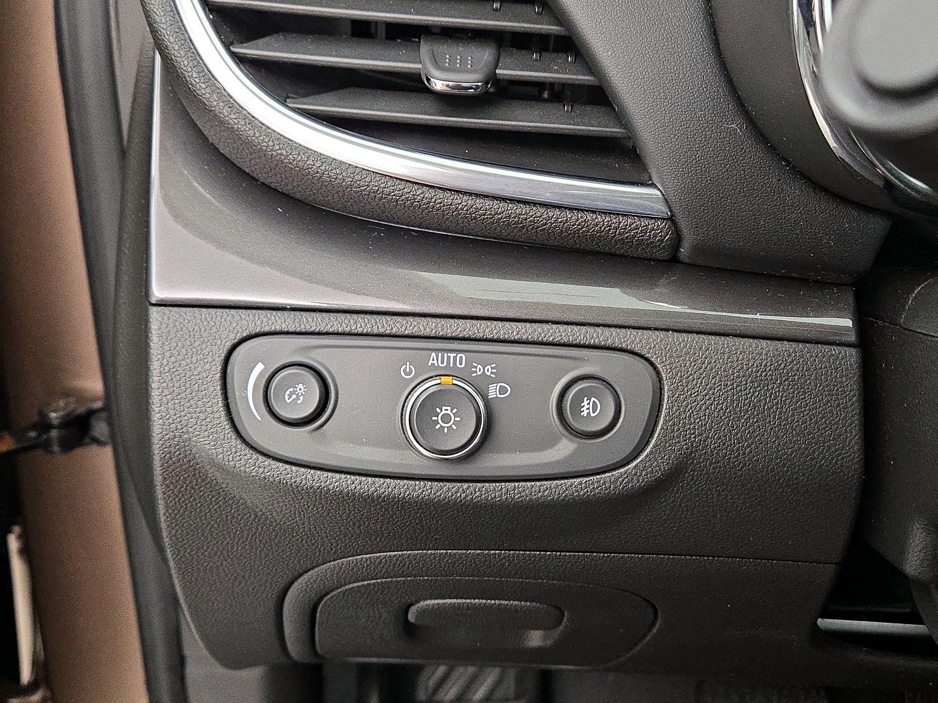 Thumbnail: 2018 Buick Encore - 13