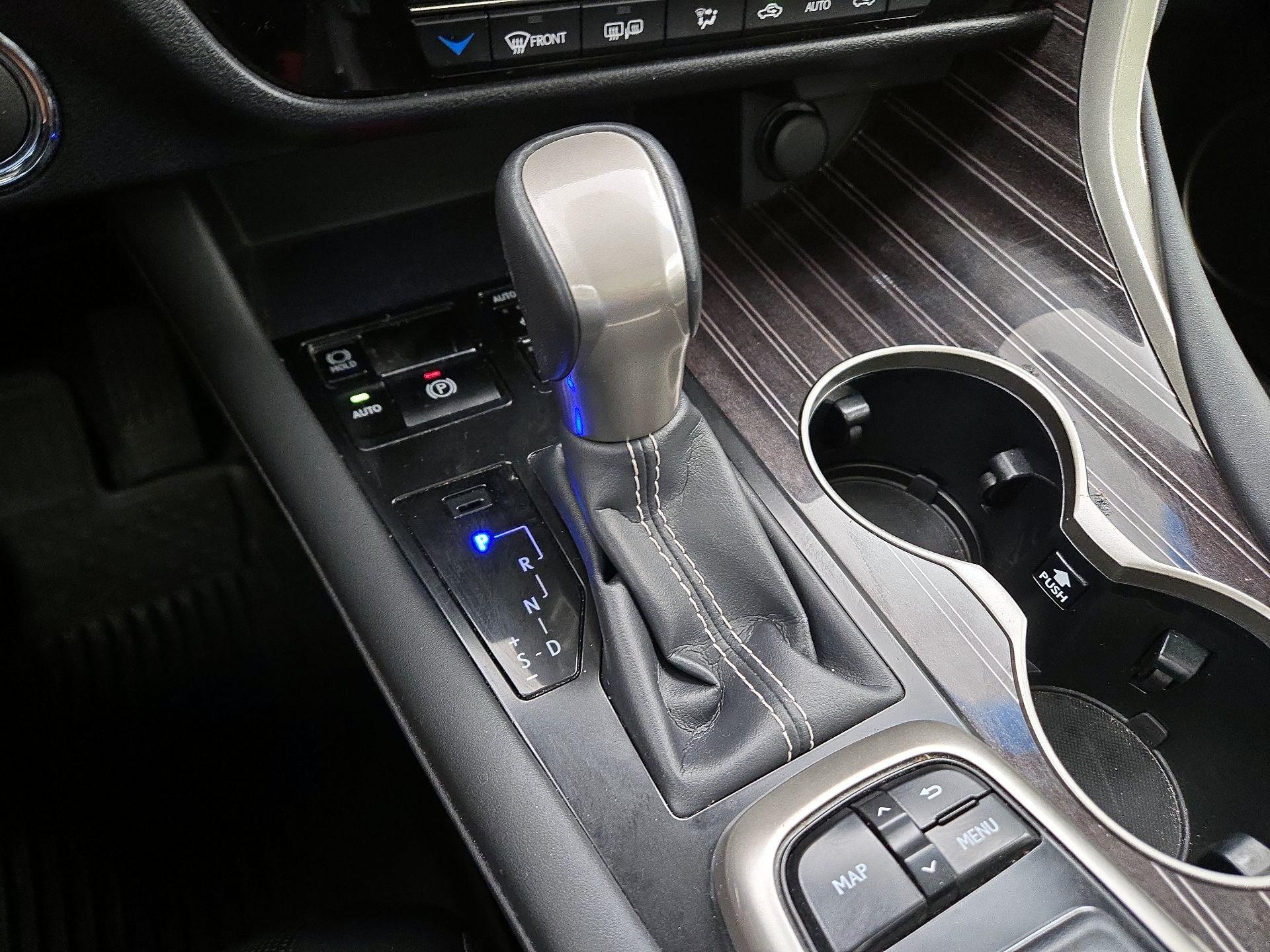 Thumbnail: 2019 Lexus RX - 18