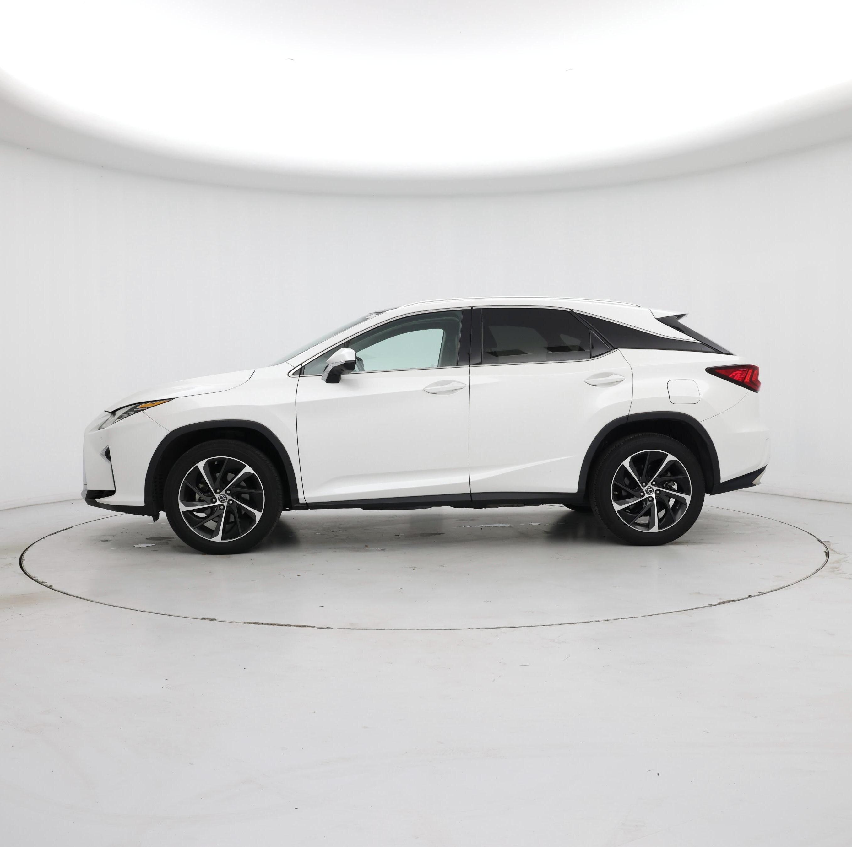 Thumbnail: 2019 Lexus RX - 3