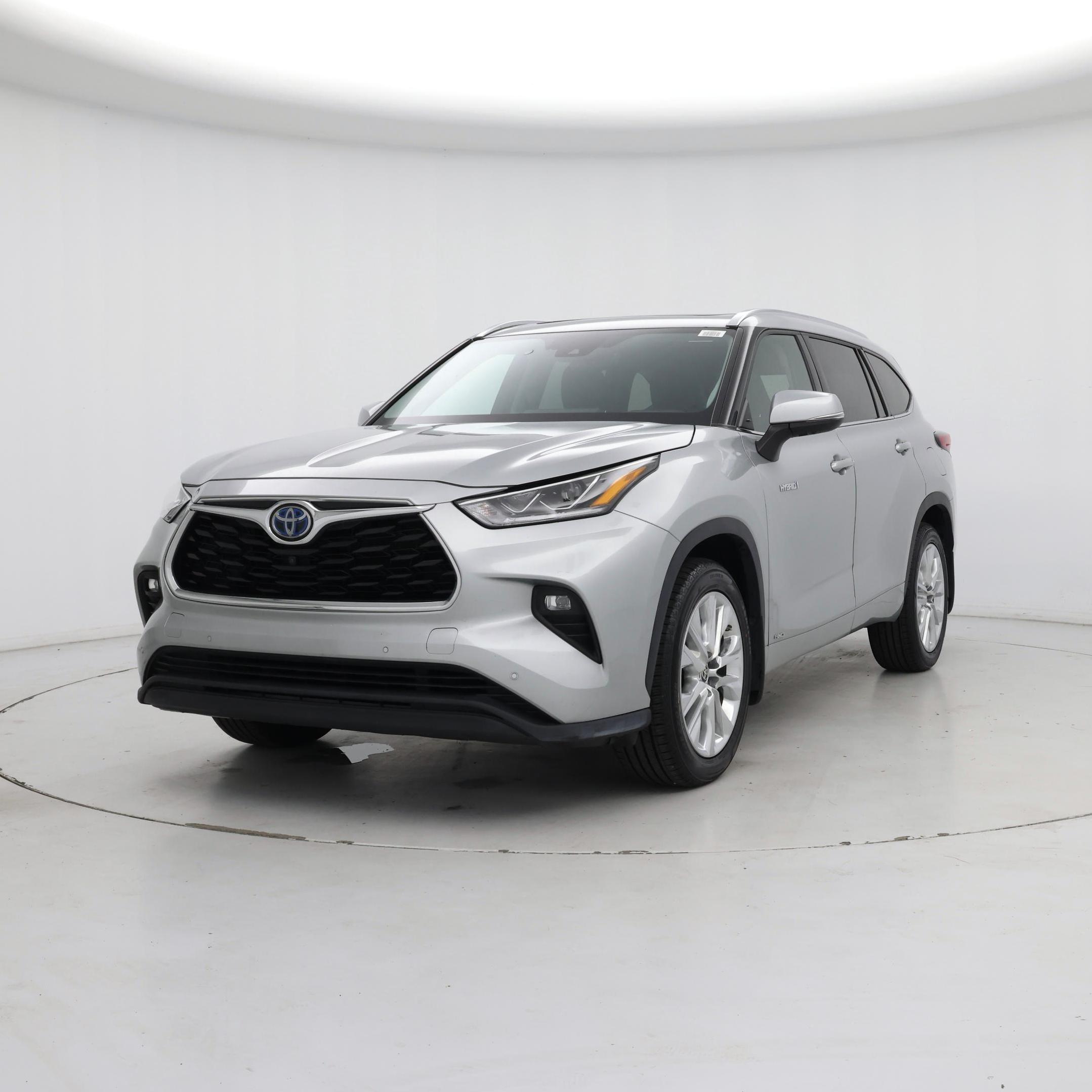 Thumbnail: 2021 Toyota Highlander - 4