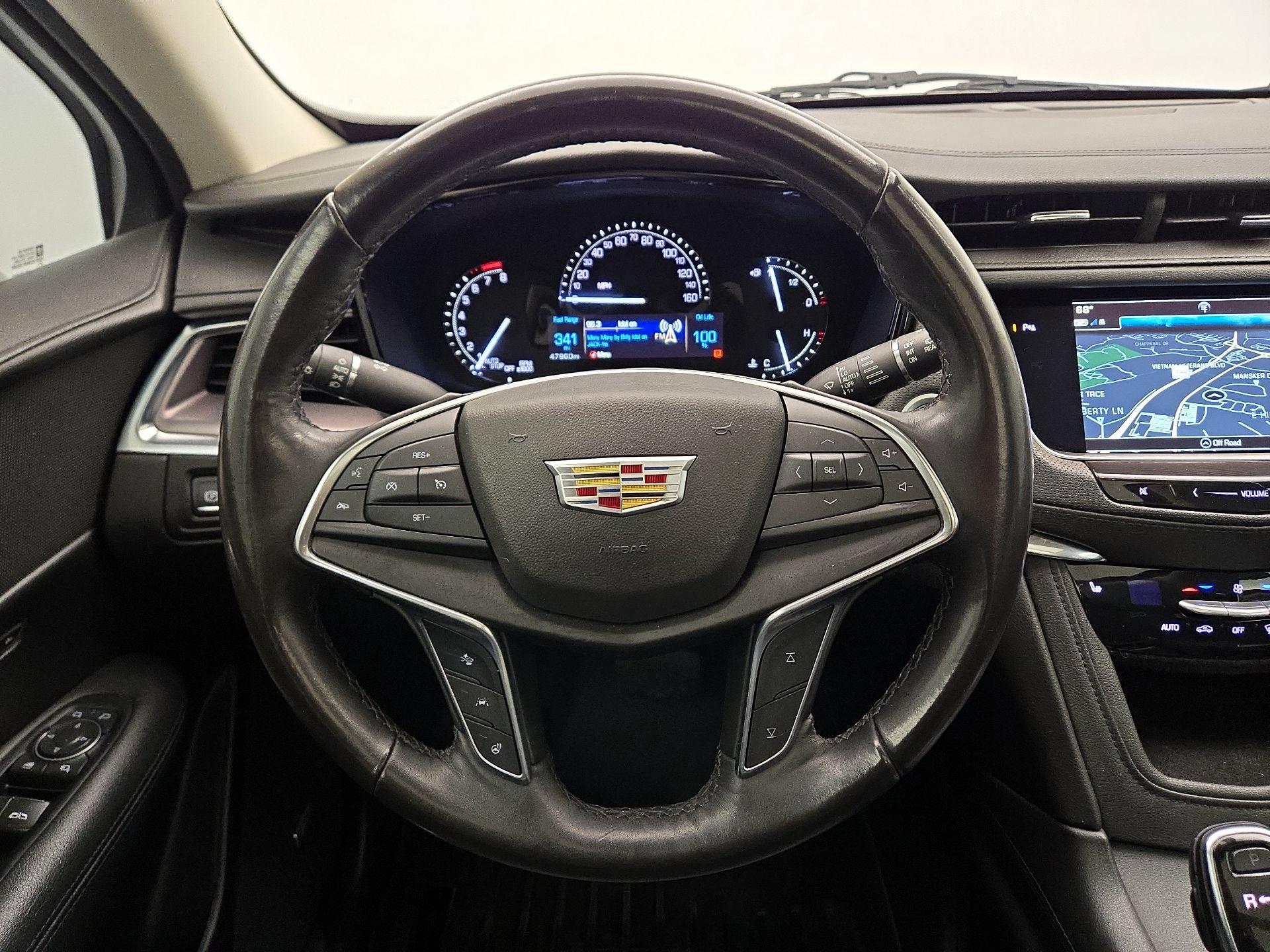 Thumbnail: 2018 Cadillac XT5 - 10