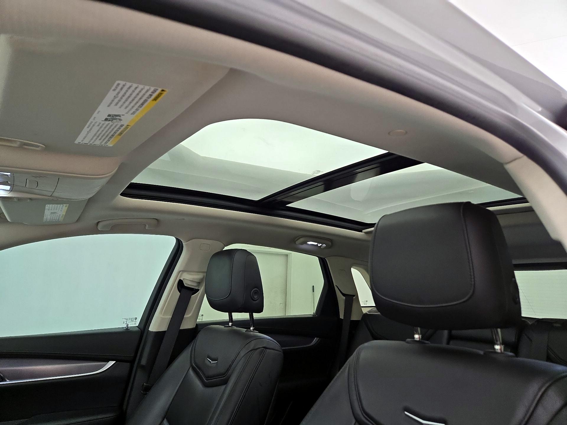Thumbnail: 2018 Cadillac XT5 - 20