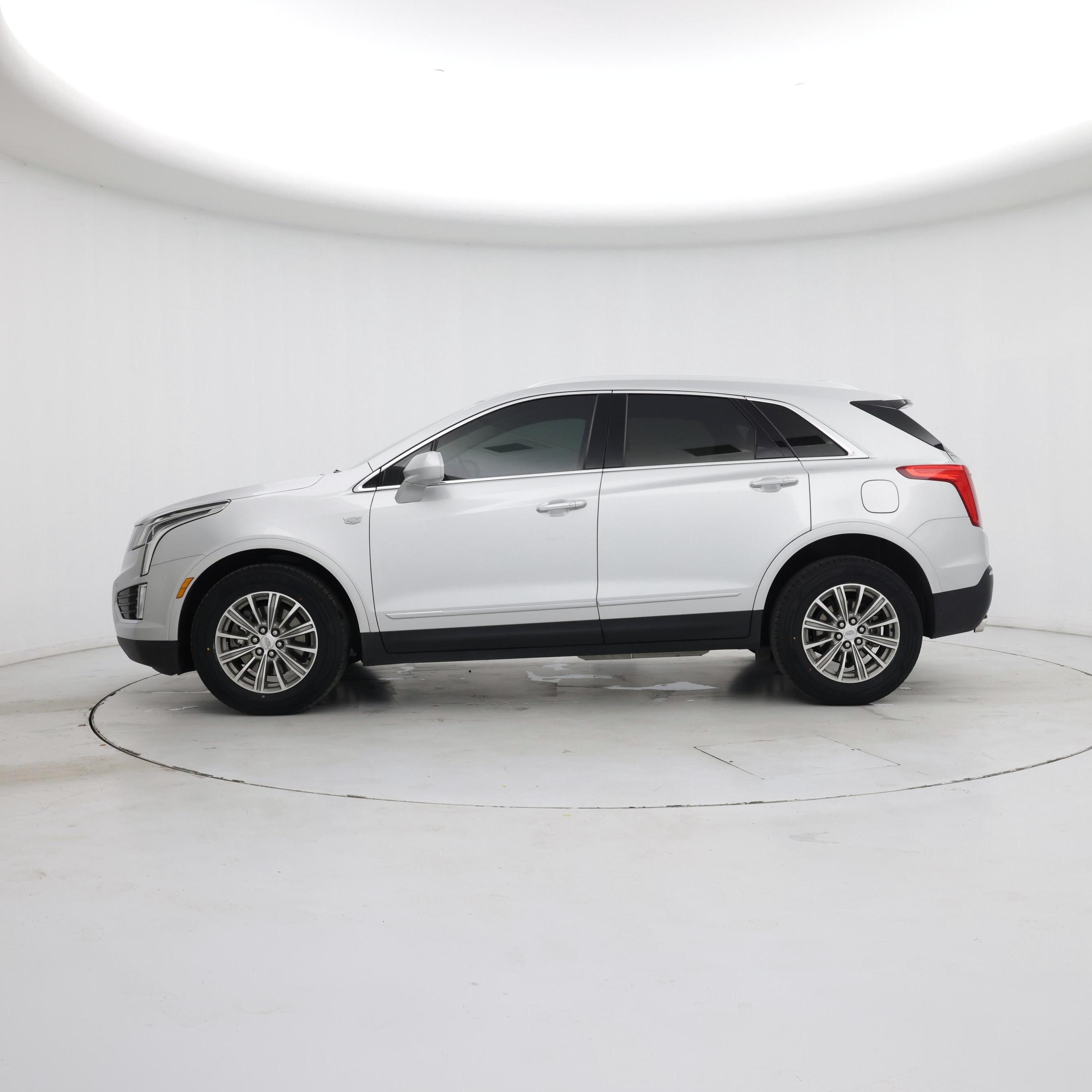 Thumbnail: 2018 Cadillac XT5 - 3