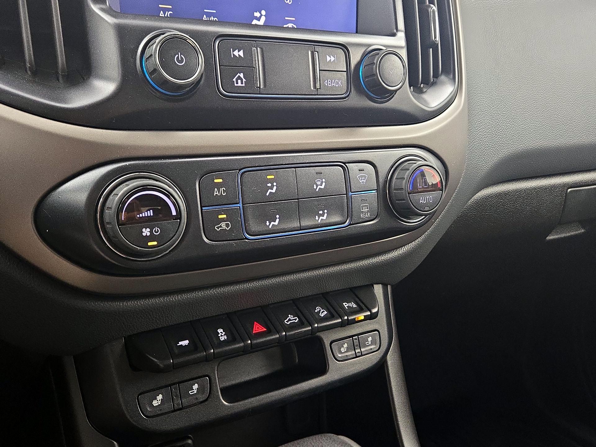 Thumbnail: 2019 Chevrolet Colorado - 16