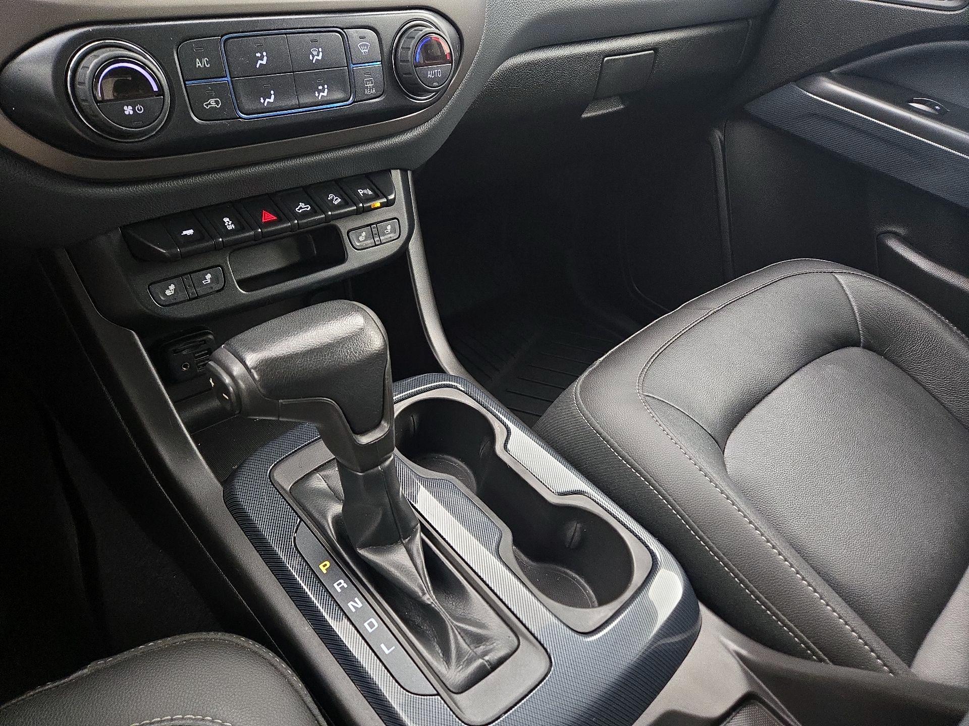 Thumbnail: 2019 Chevrolet Colorado - 17