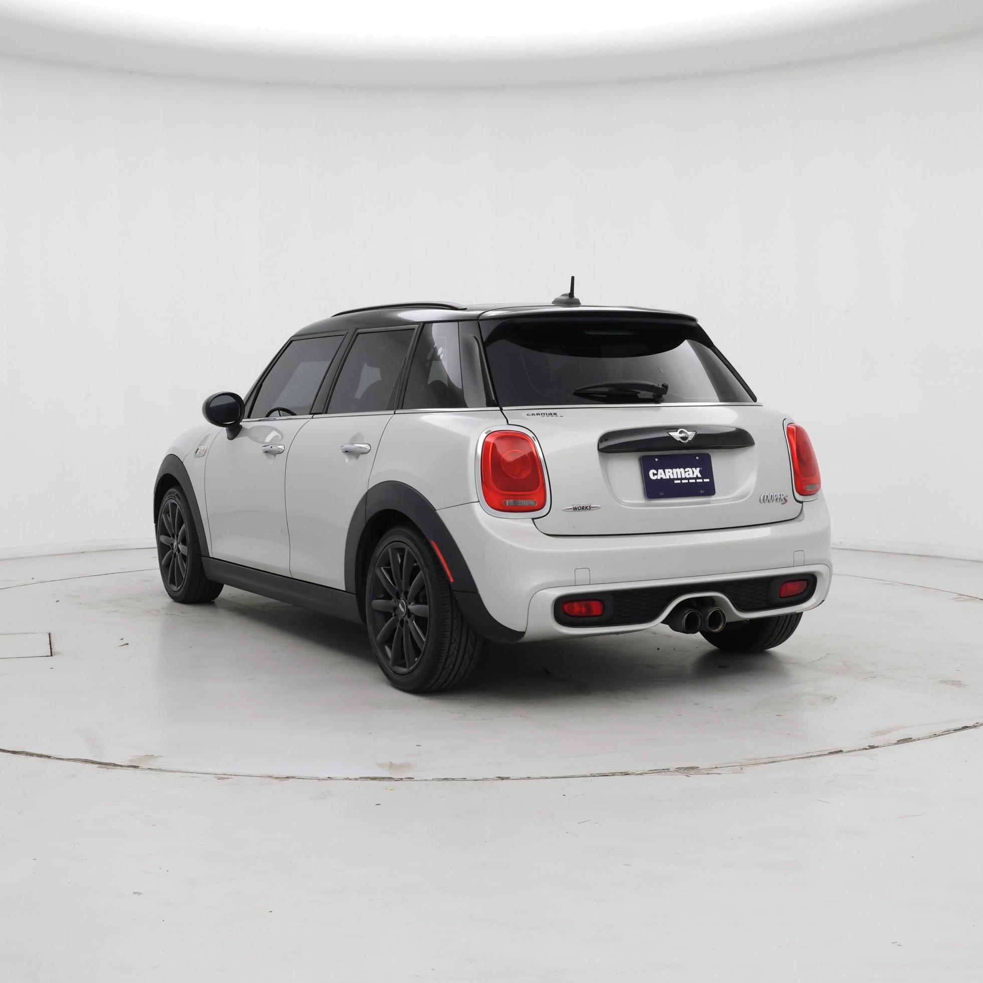 Thumbnail: 2016 MINI Cooper Hardtop - 2