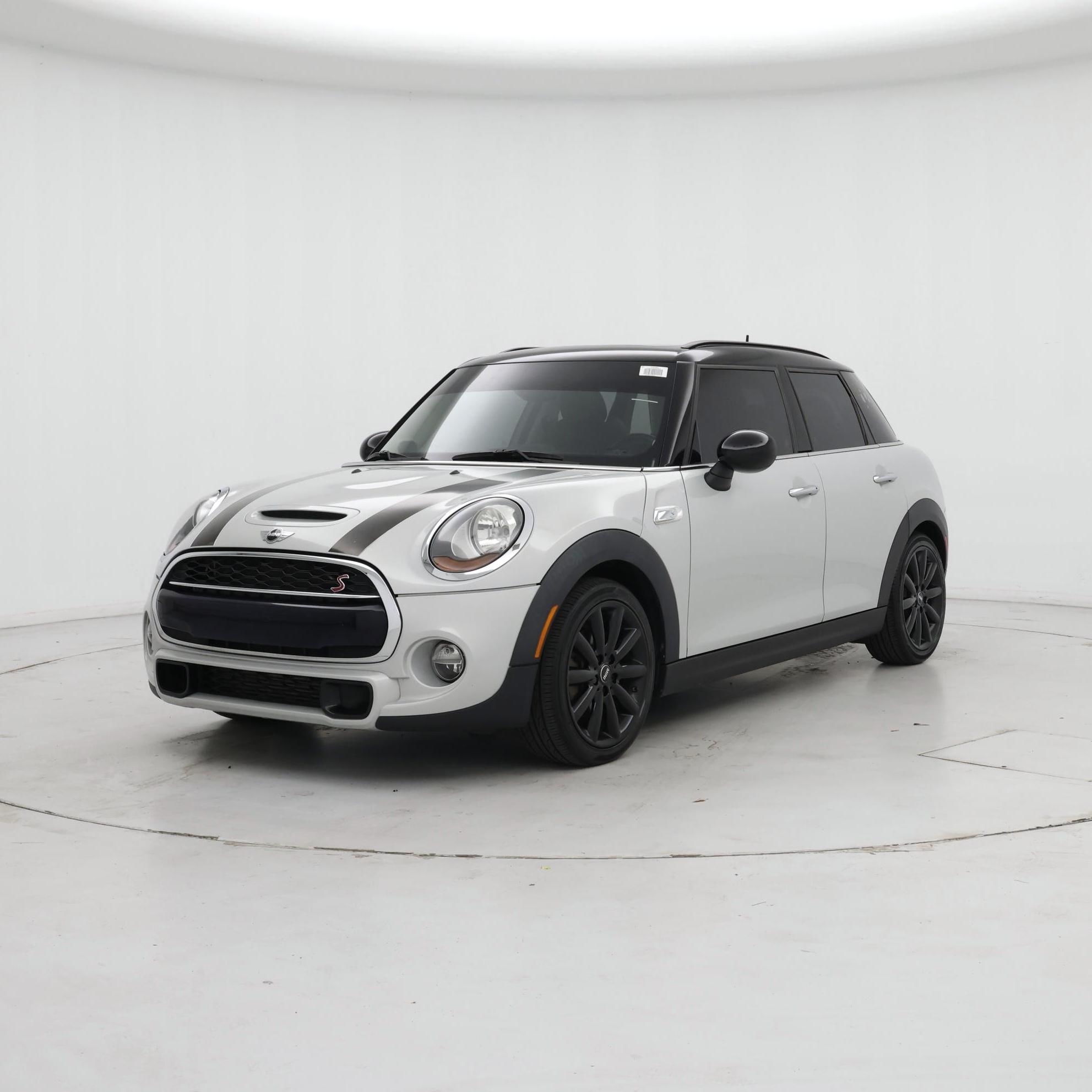 Thumbnail: 2016 MINI Cooper Hardtop - 4