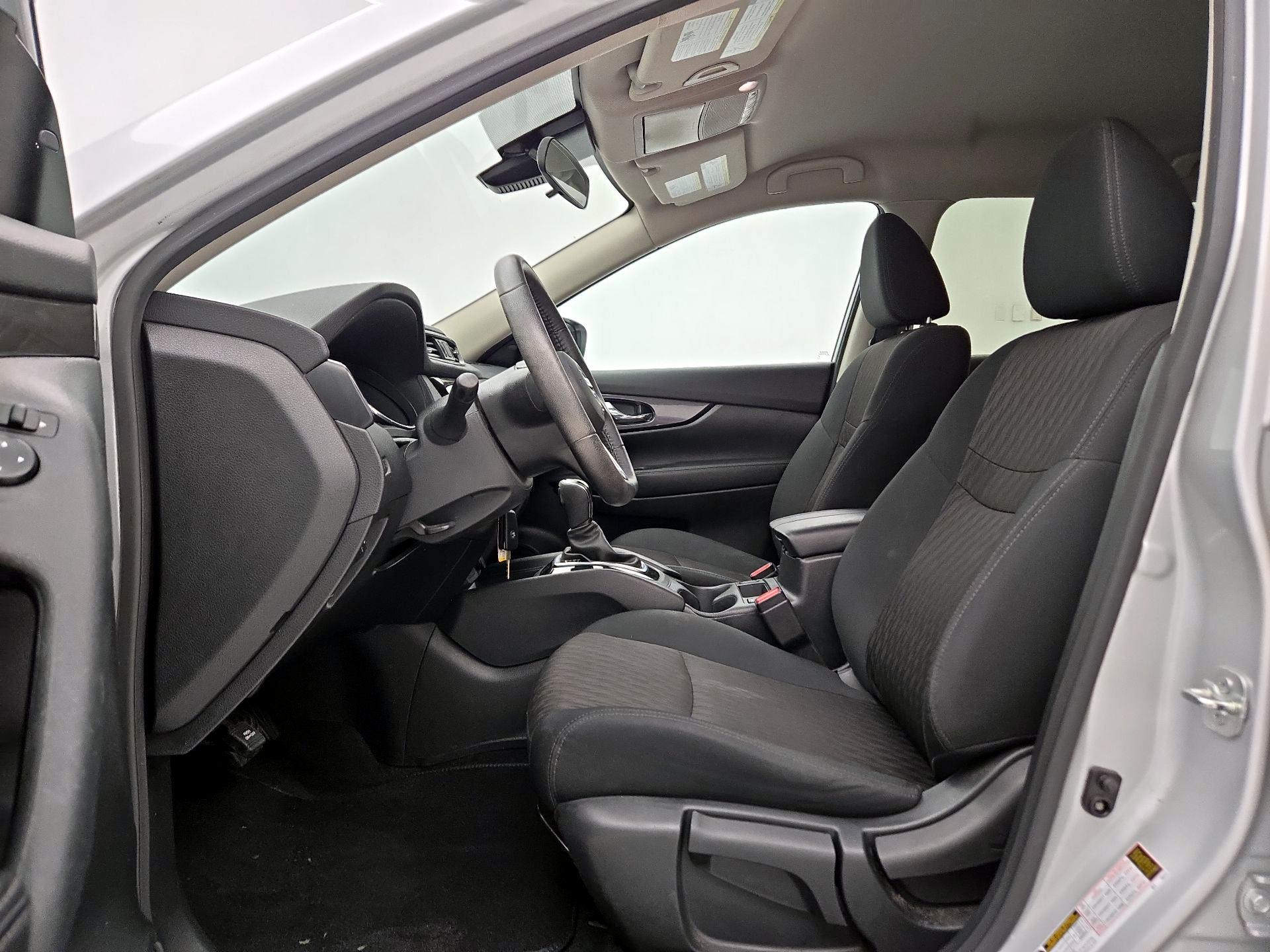 Thumbnail: 2020 Nissan Rogue - 11