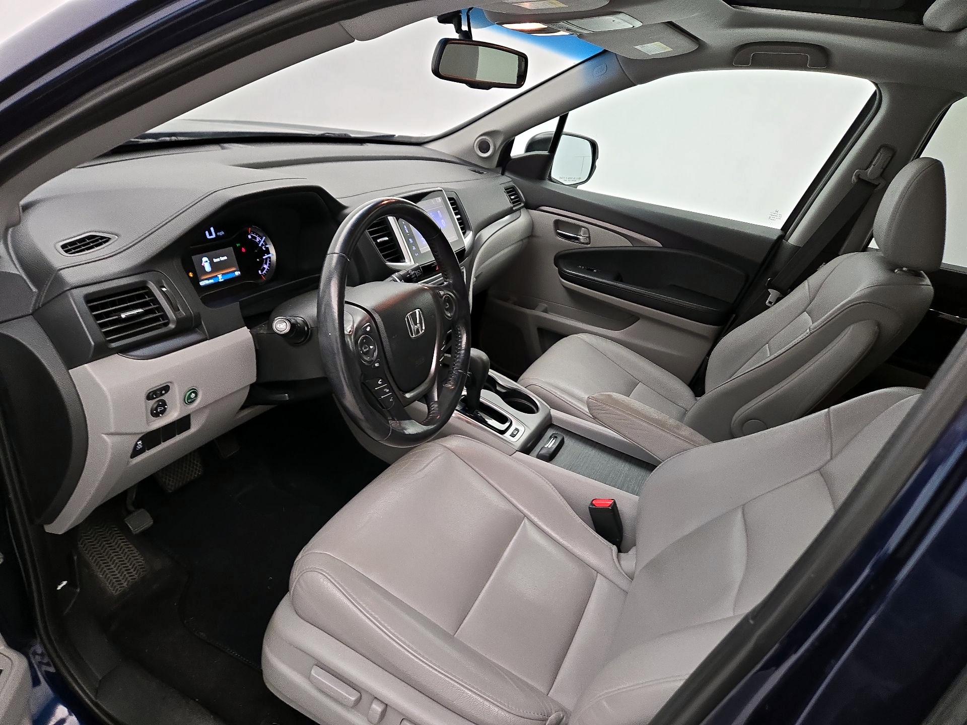 Thumbnail: 2018 Honda Pilot - 11