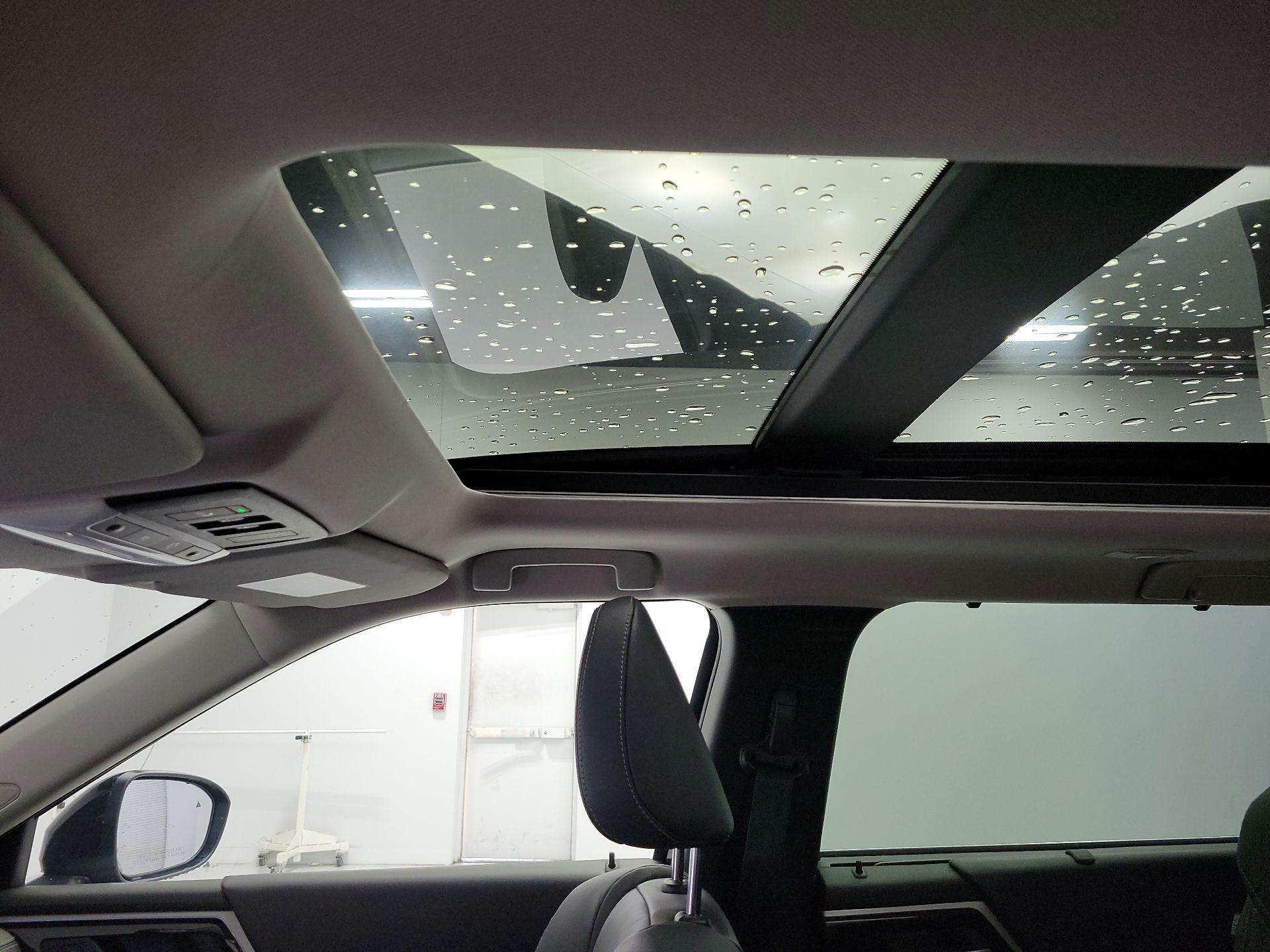 Thumbnail: 2023 Mitsubishi Outlander - 20