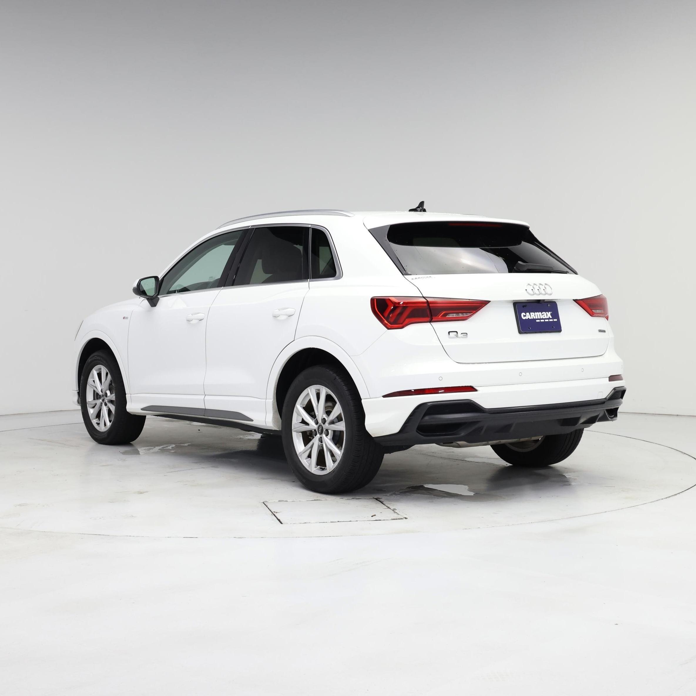 Thumbnail: 2022 Audi Q3 - 2