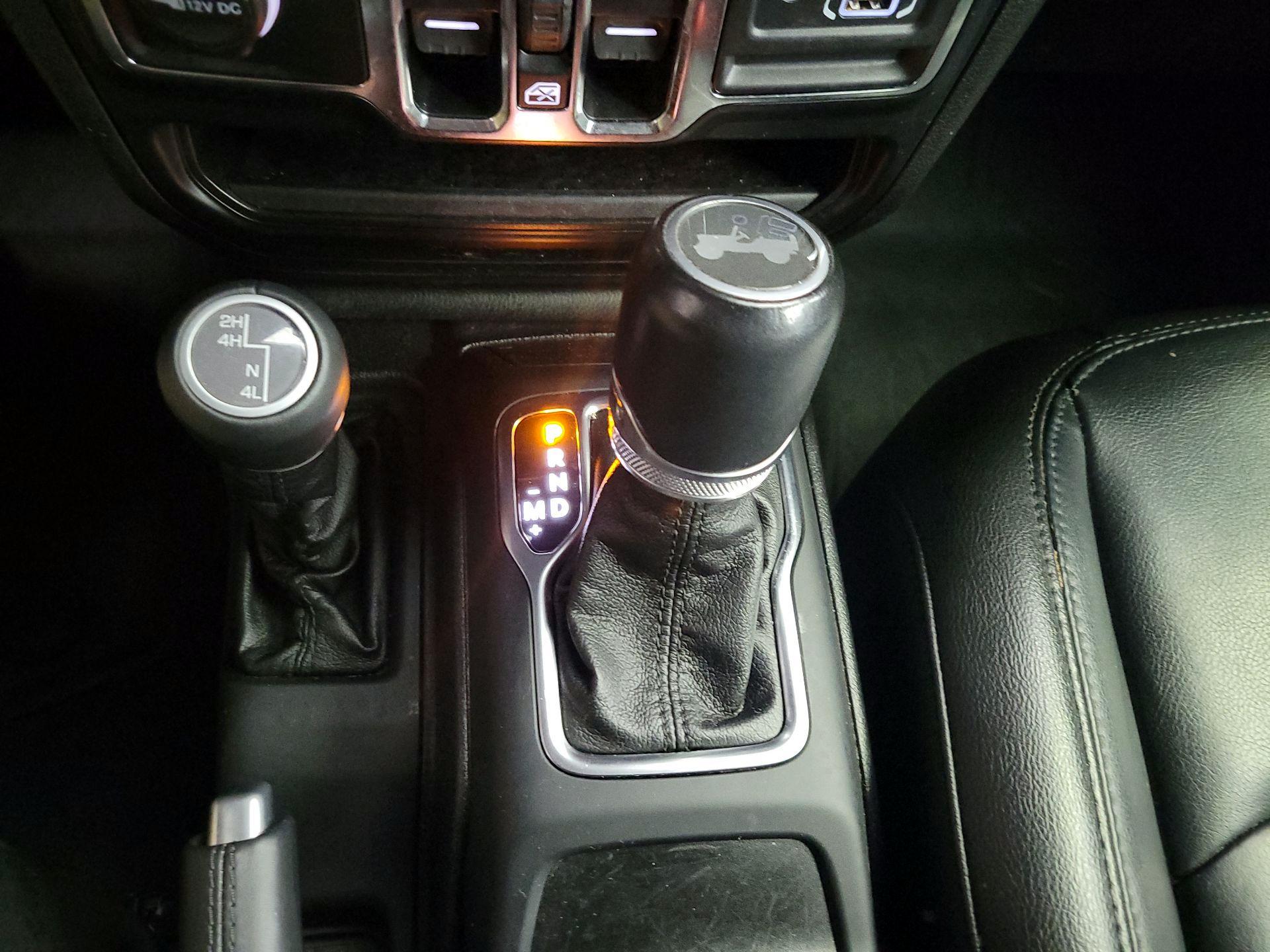 Thumbnail: 2021 Jeep Wrangler - 17