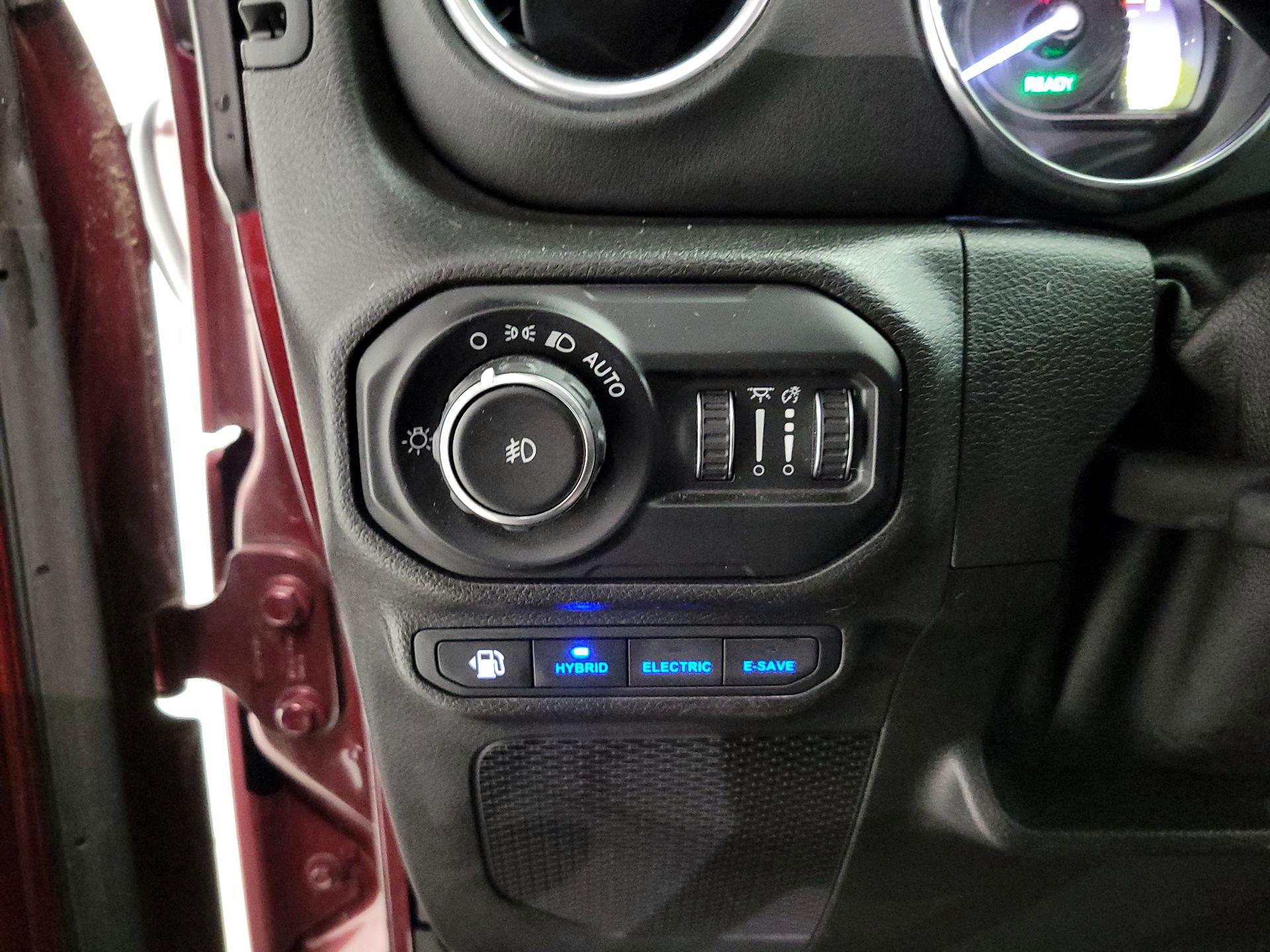 Thumbnail: 2021 Jeep Wrangler - 13