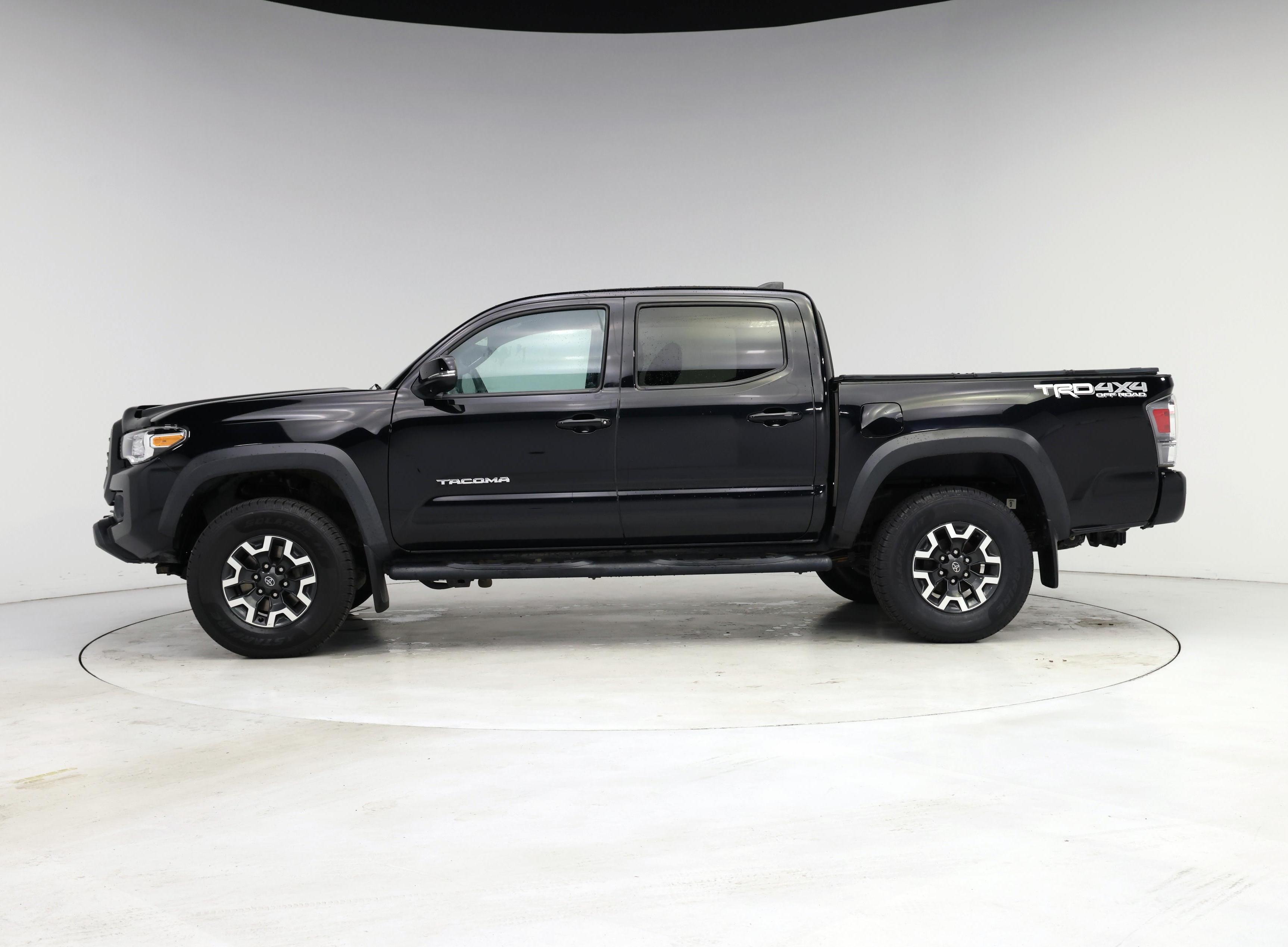 Thumbnail: 2021 Toyota Tacoma - 3
