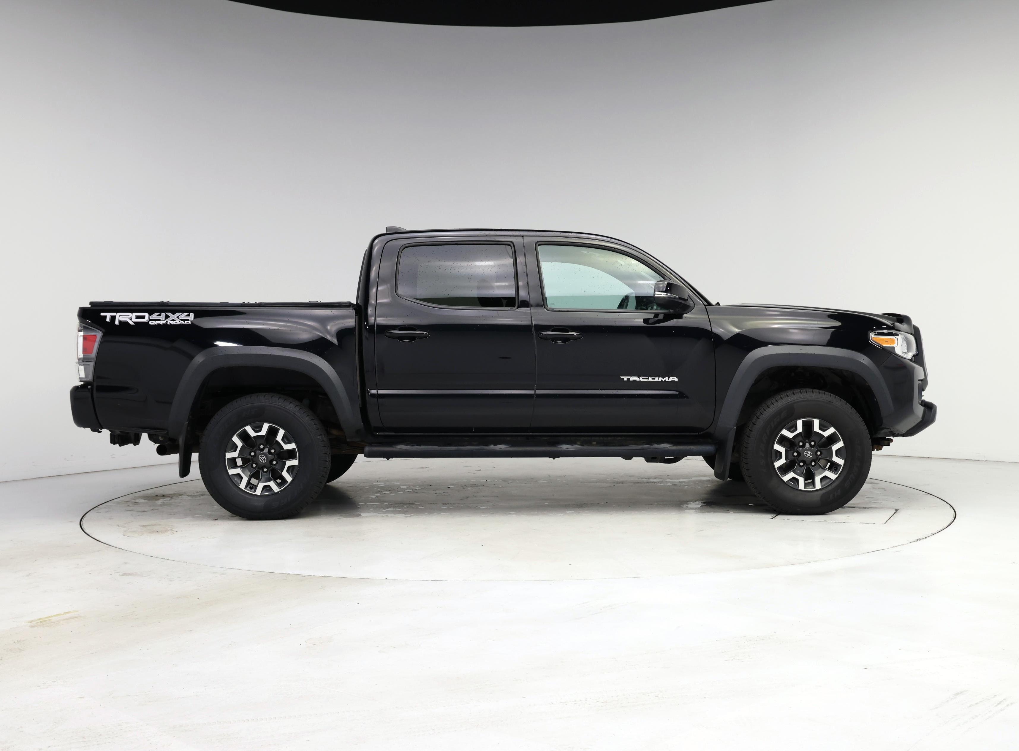 Thumbnail: 2021 Toyota Tacoma - 7