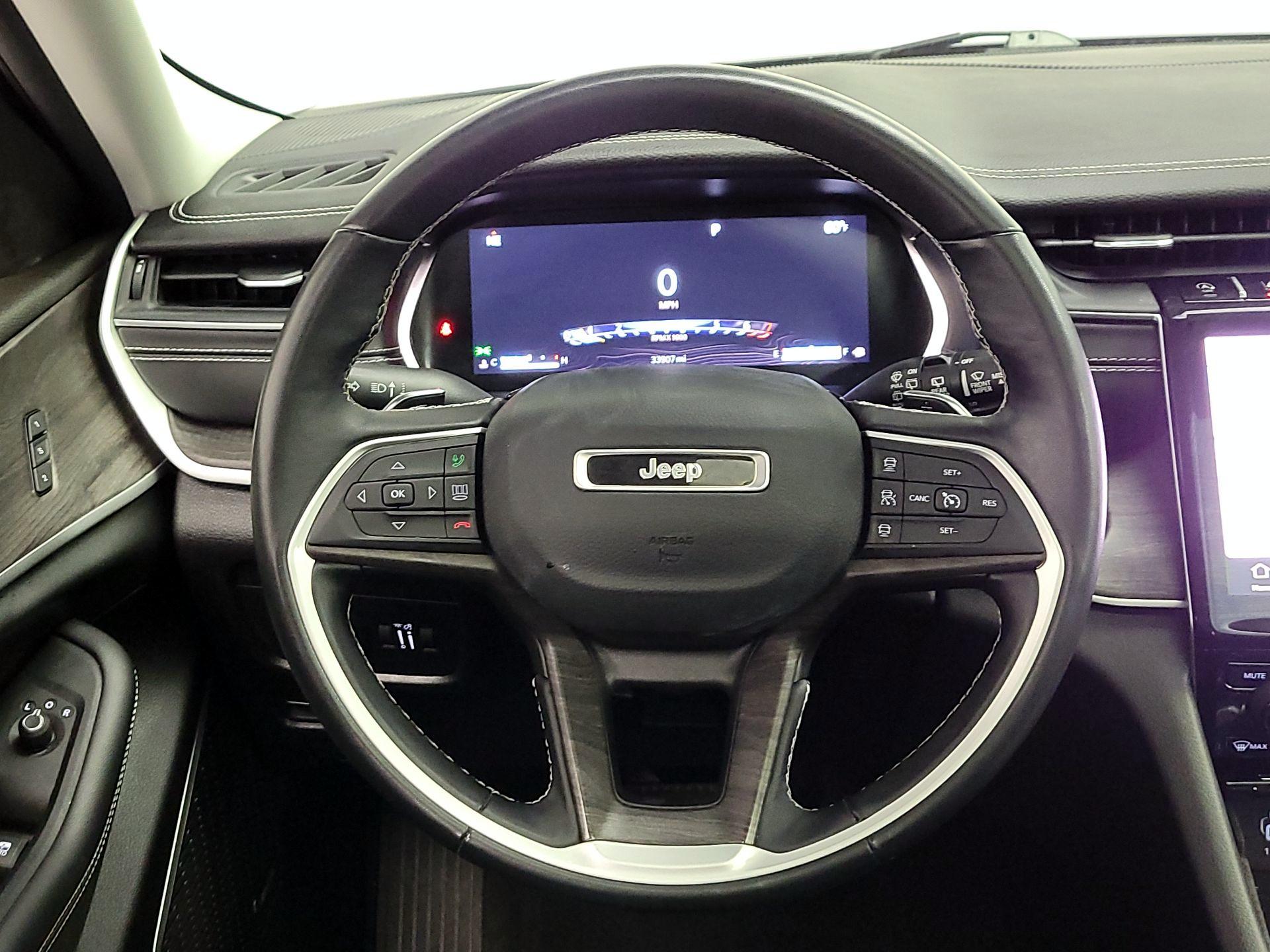 Thumbnail: 2022 Jeep Grand Cherokee - 10