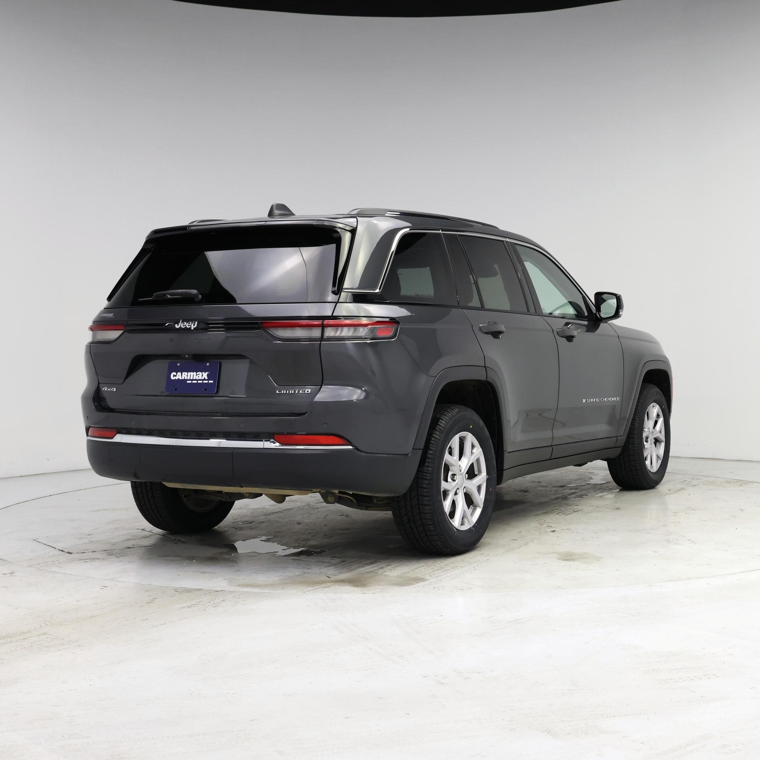 Thumbnail: 2022 Jeep Grand Cherokee - 8
