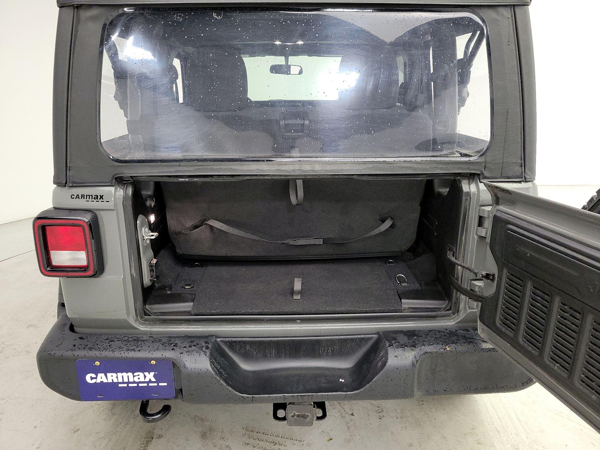 Thumbnail: 2022 Jeep Wrangler - 20