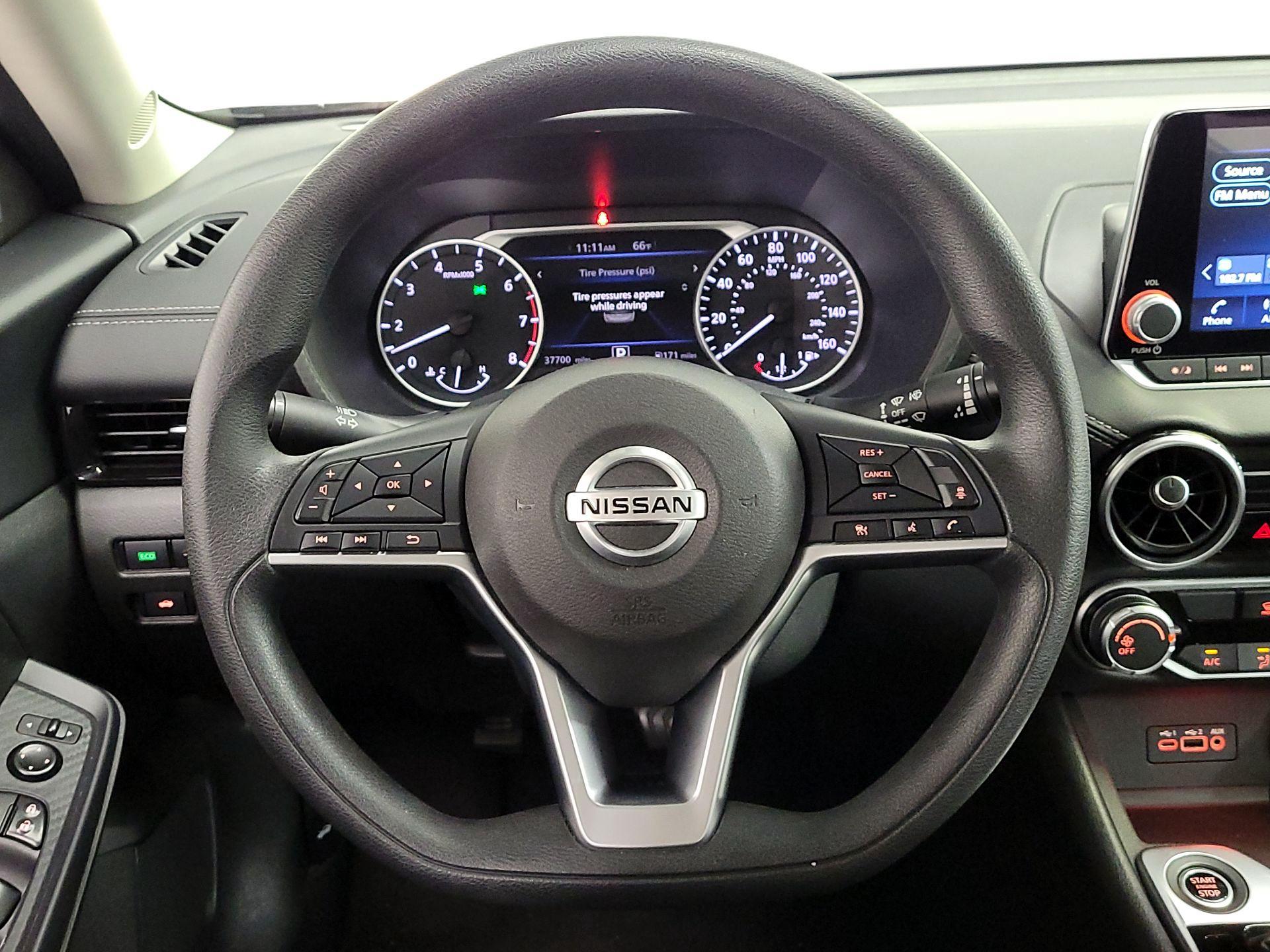 Thumbnail: 2023 Nissan Sentra - 10