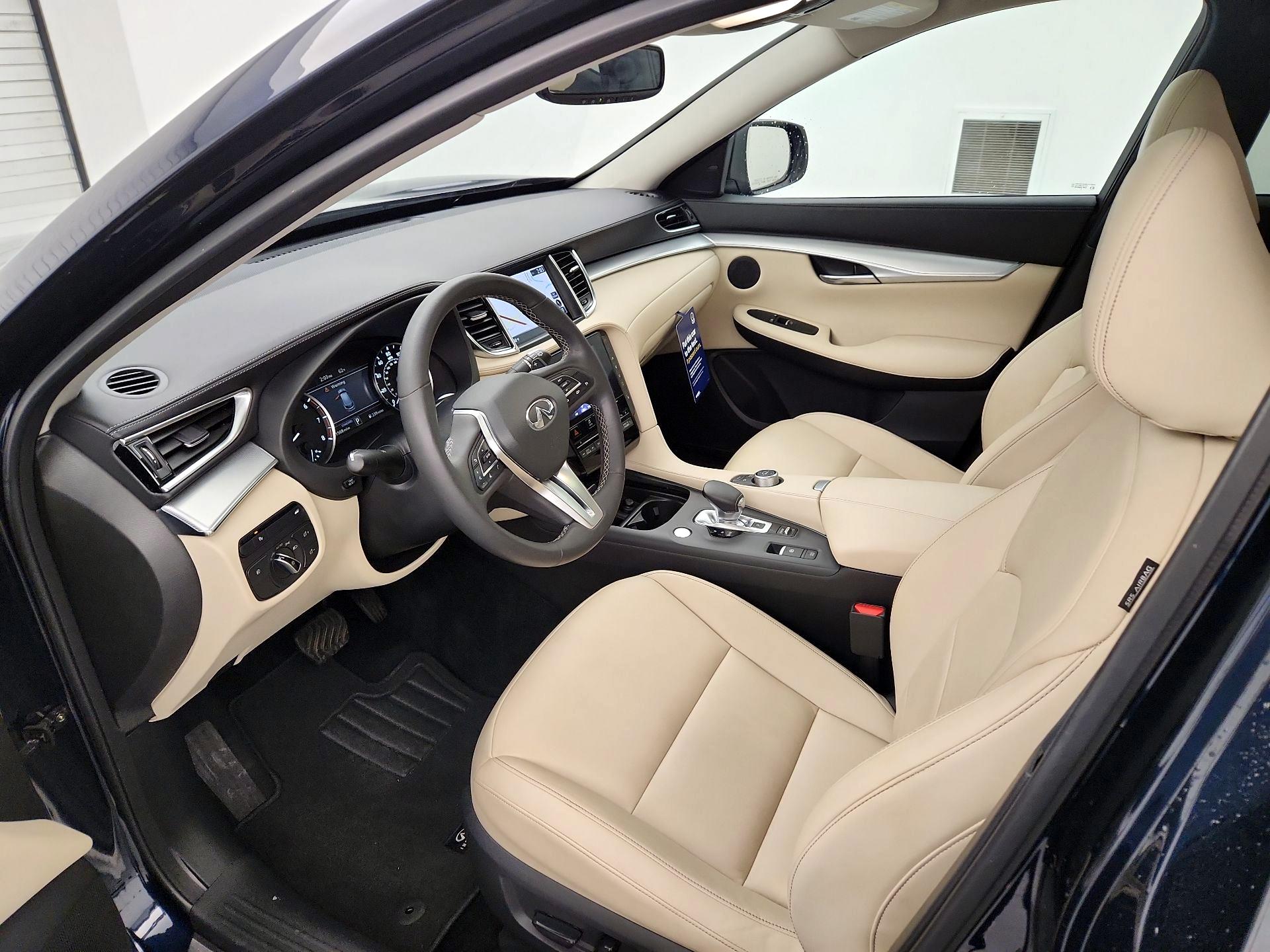 Thumbnail: 2020 INFINITI QX50 - 11