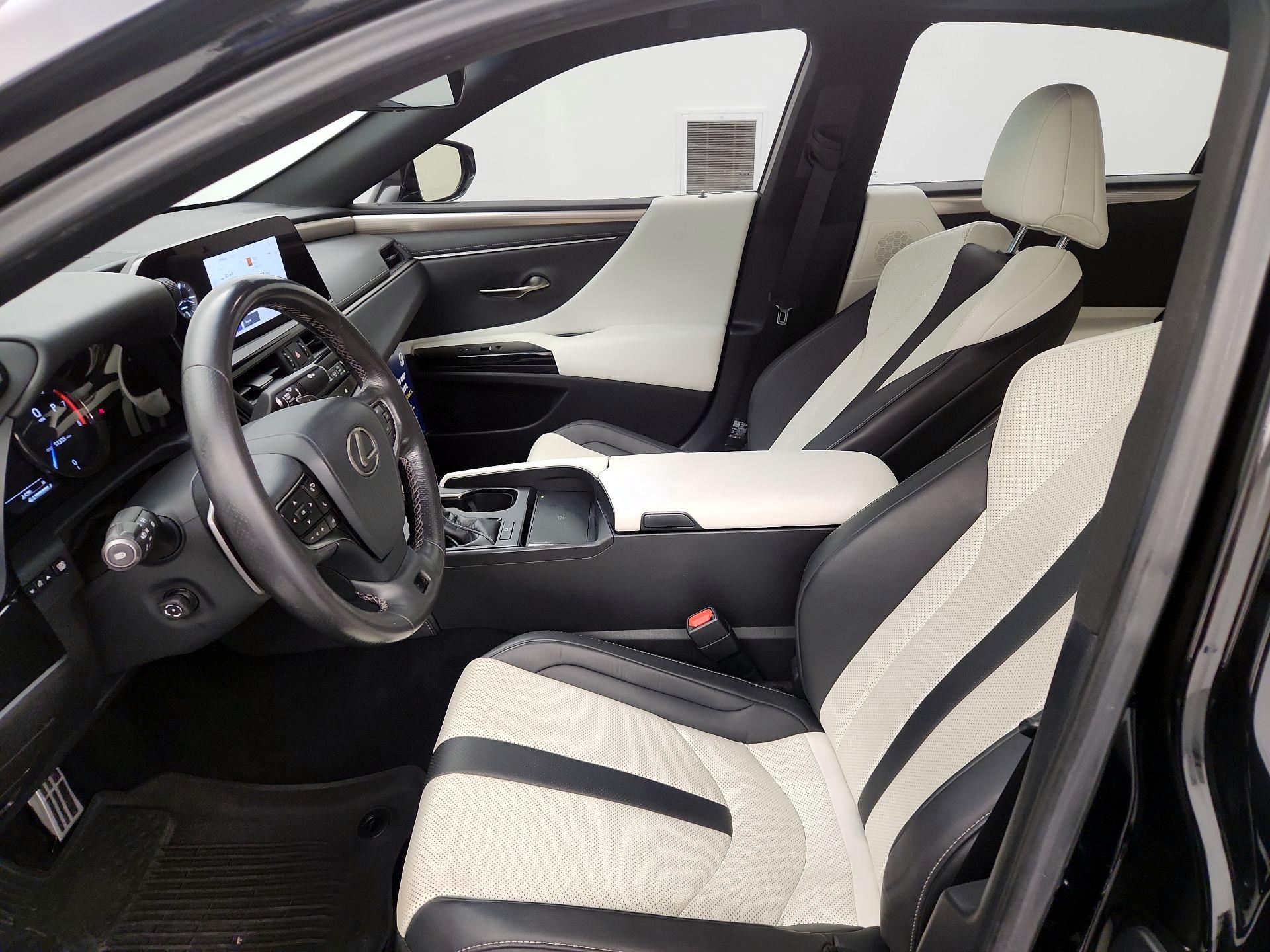 Thumbnail: 2023 Lexus ES - 11