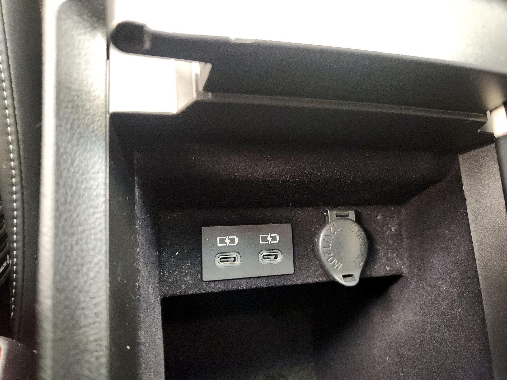 Thumbnail: 2023 Lexus ES - 18