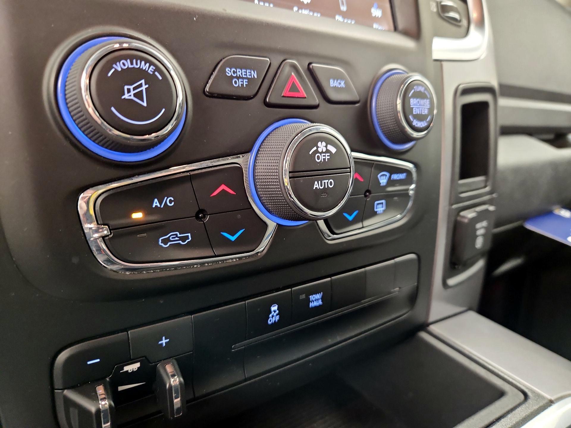 Thumbnail: 2023 RAM 1500 Classic - 14