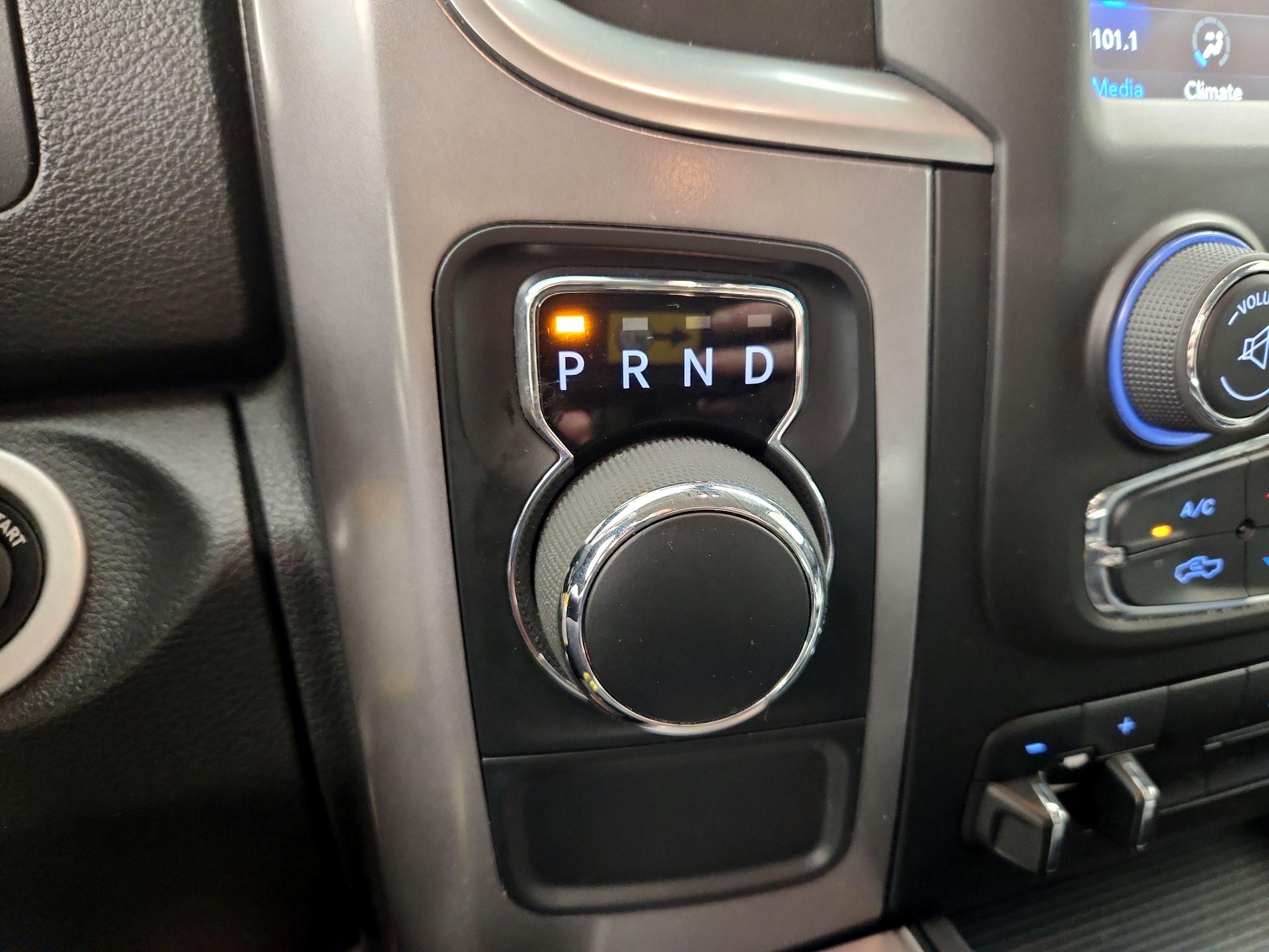 Thumbnail: 2023 RAM 1500 Classic - 15