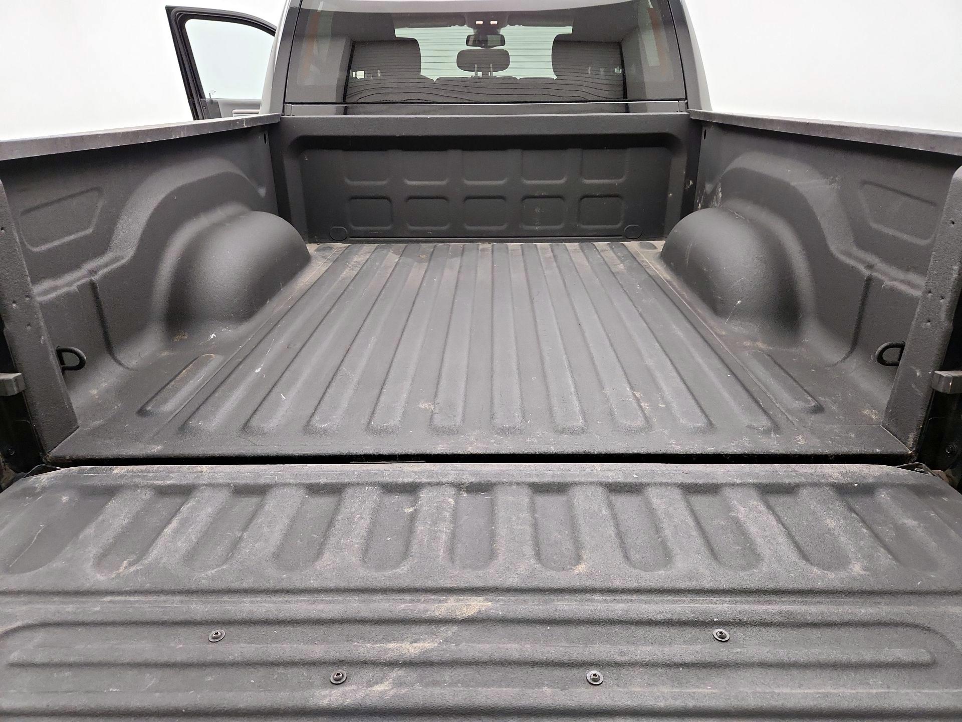 Thumbnail: 2023 RAM 1500 Classic - 18