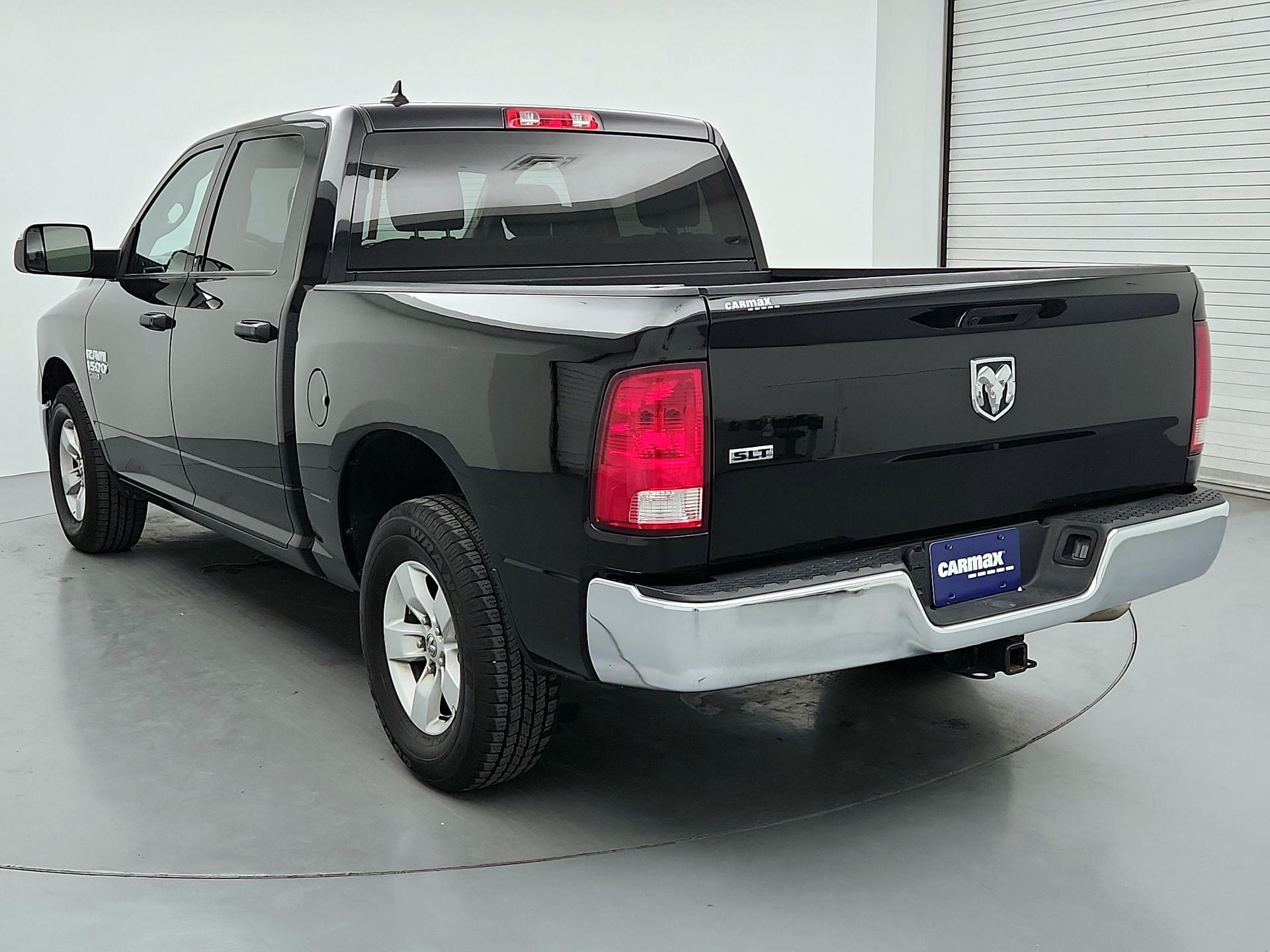 Thumbnail: 2023 RAM 1500 Classic - 7