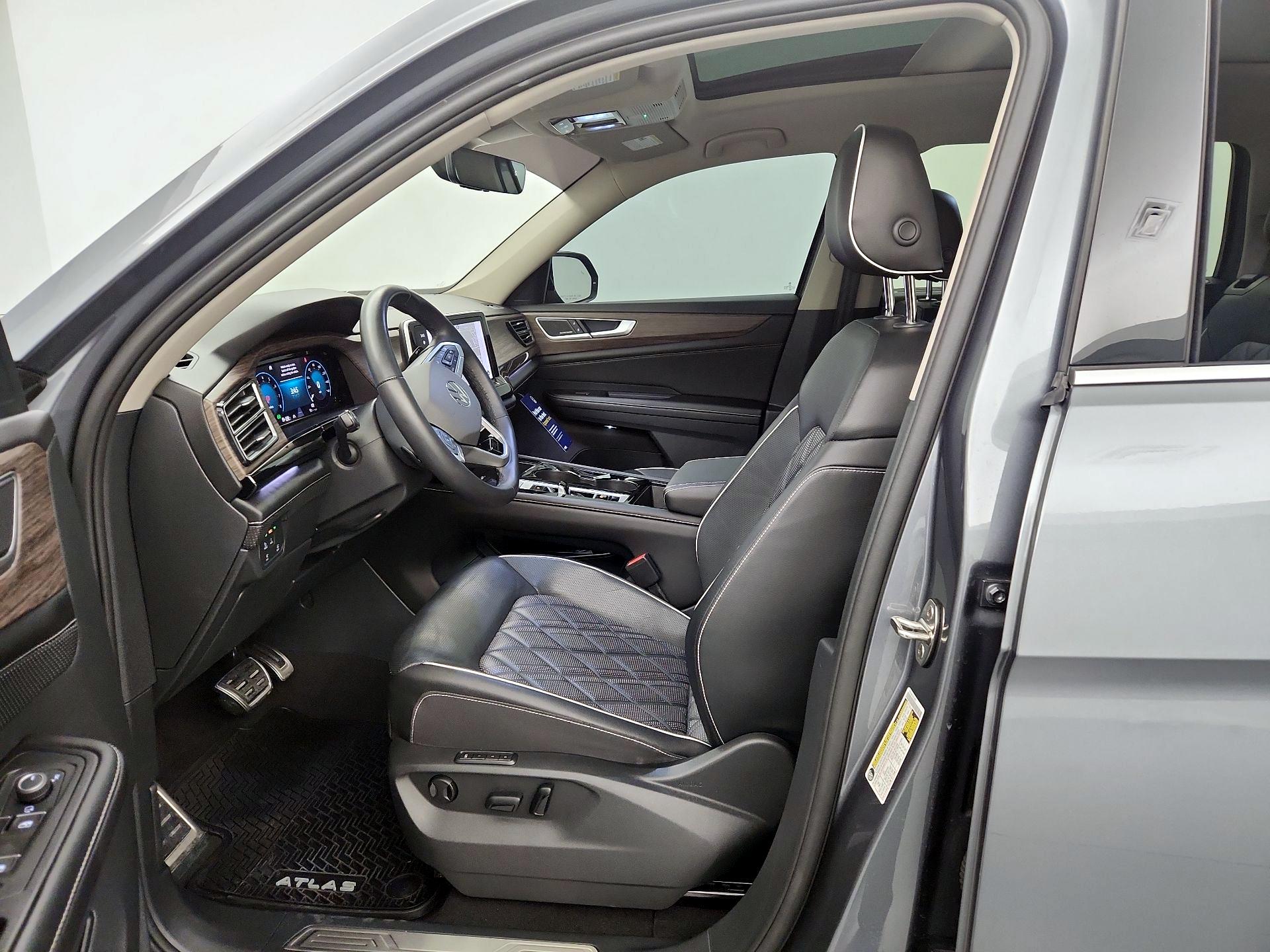 Thumbnail: 2024 Volkswagen Atlas - 11