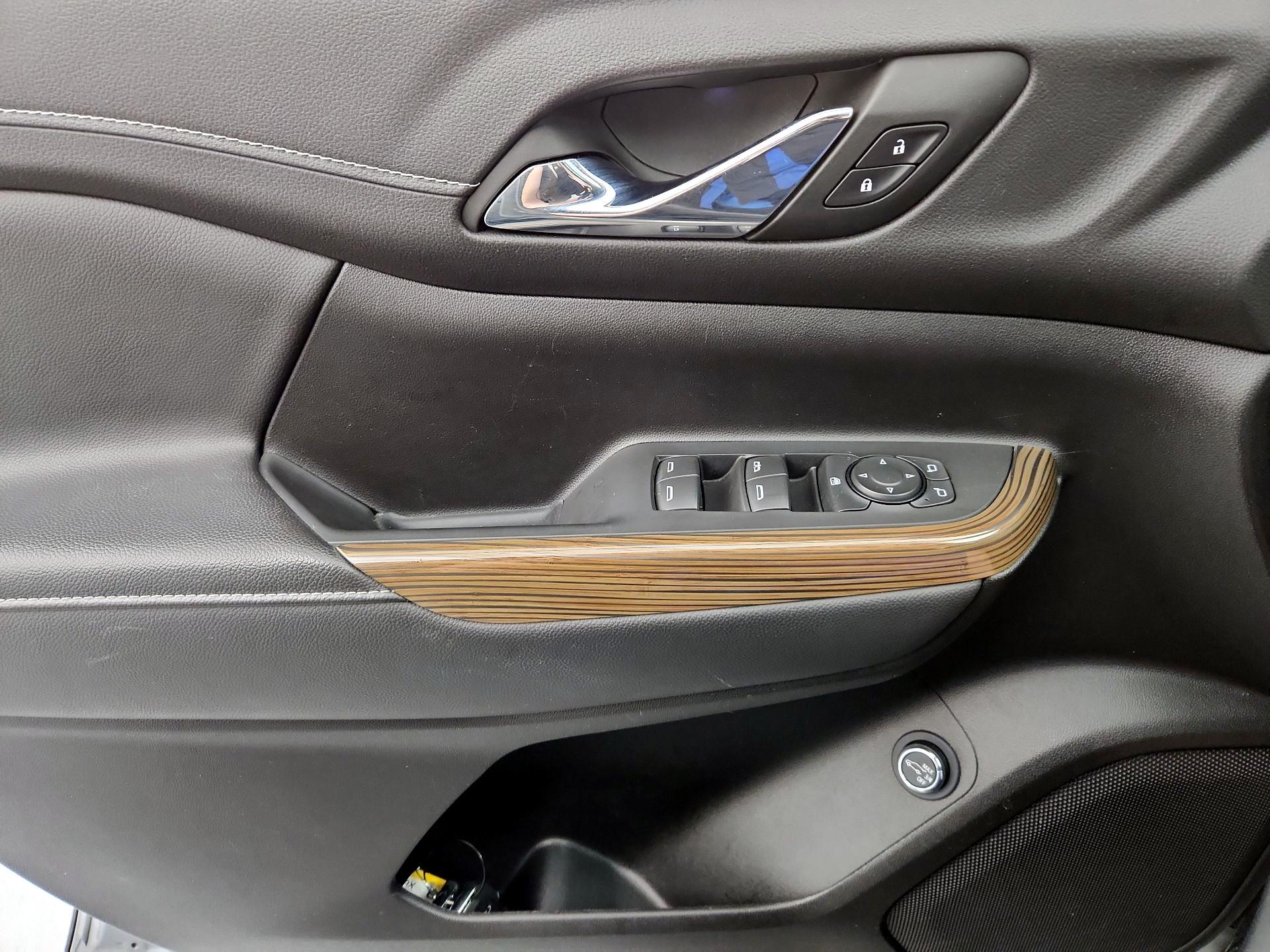 Thumbnail: 2023 GMC Acadia - 12