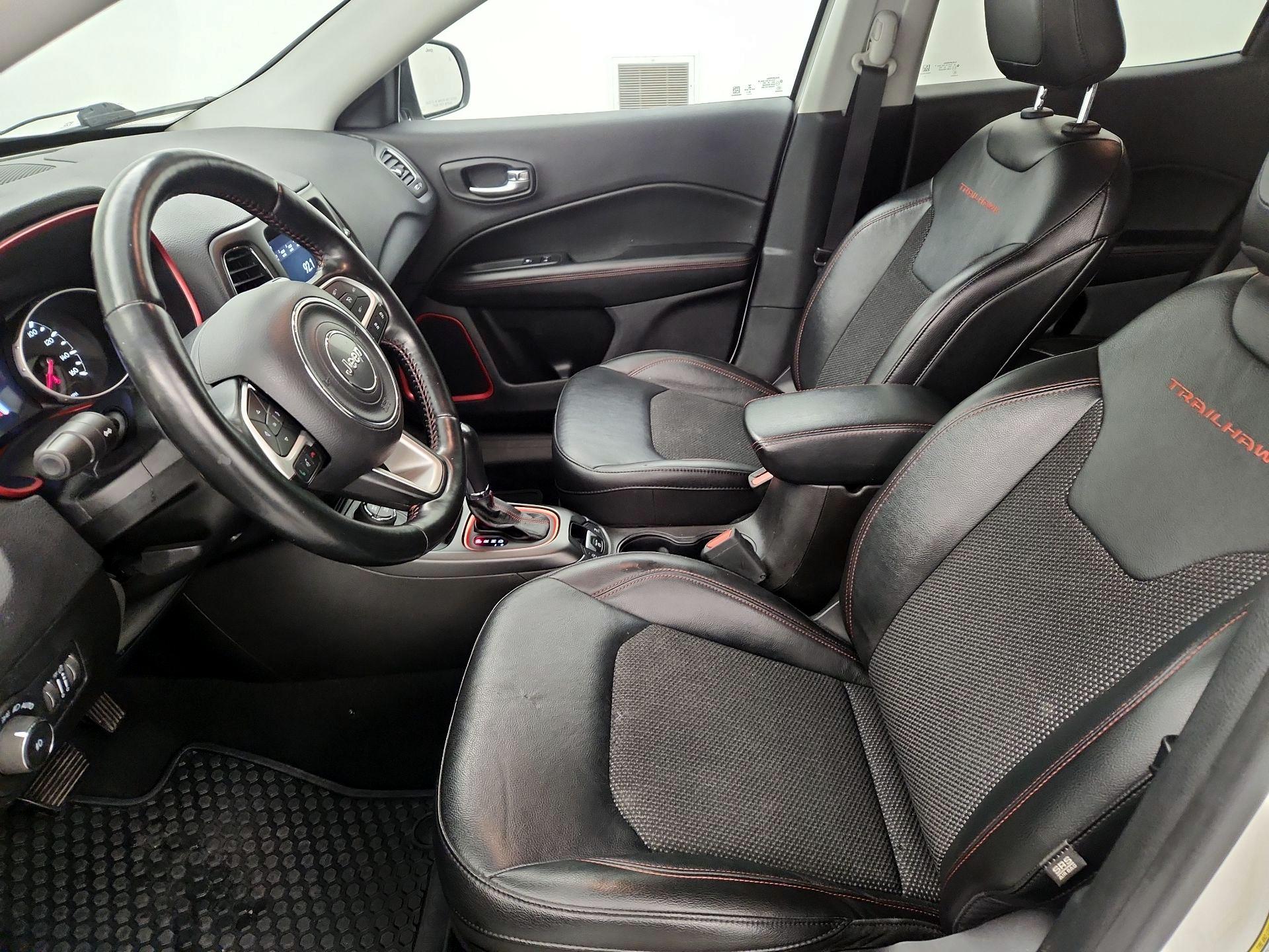 Thumbnail: 2021 Jeep Compass - 11