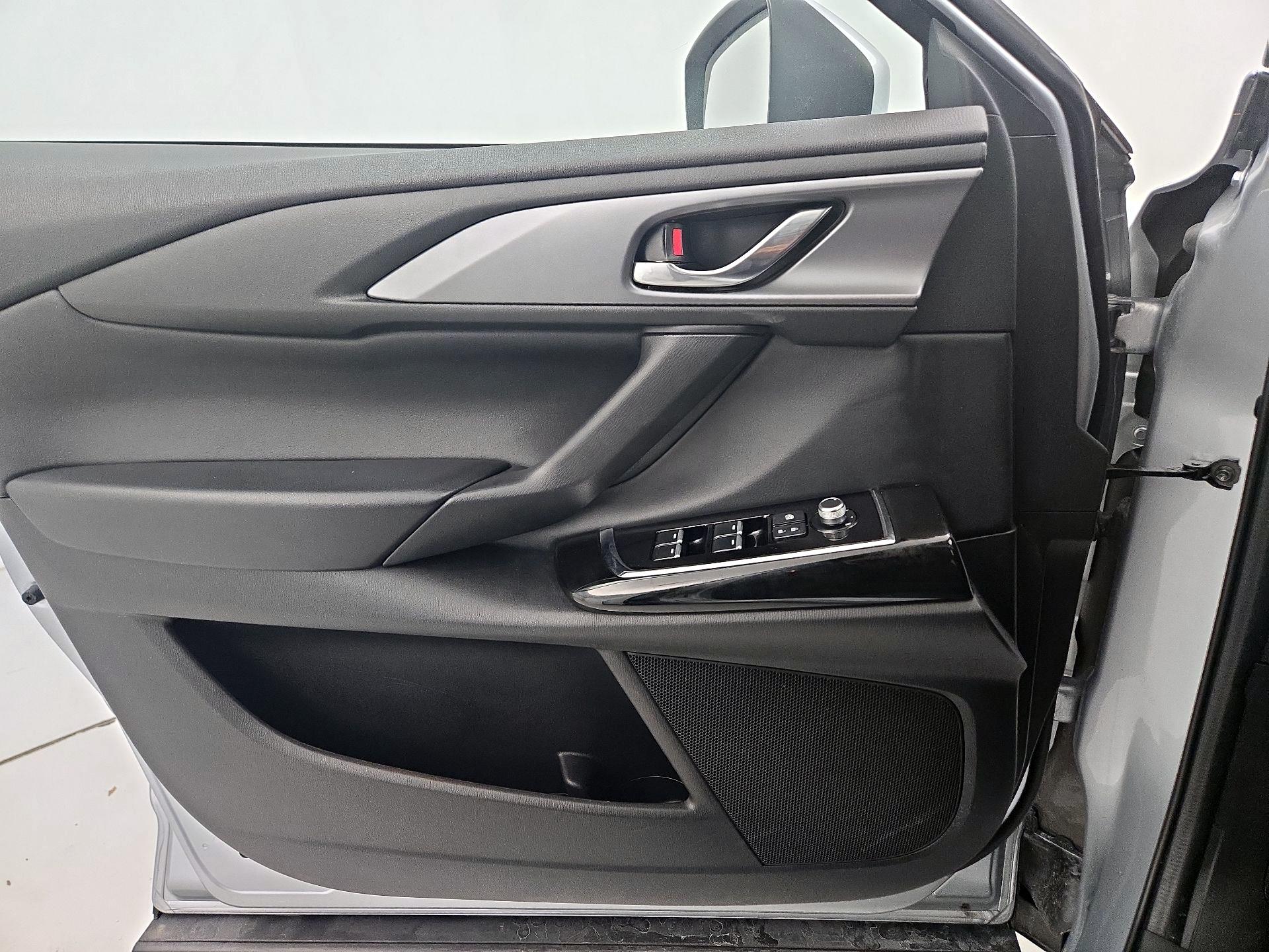 Thumbnail: 2023 Mazda CX-9 - 12