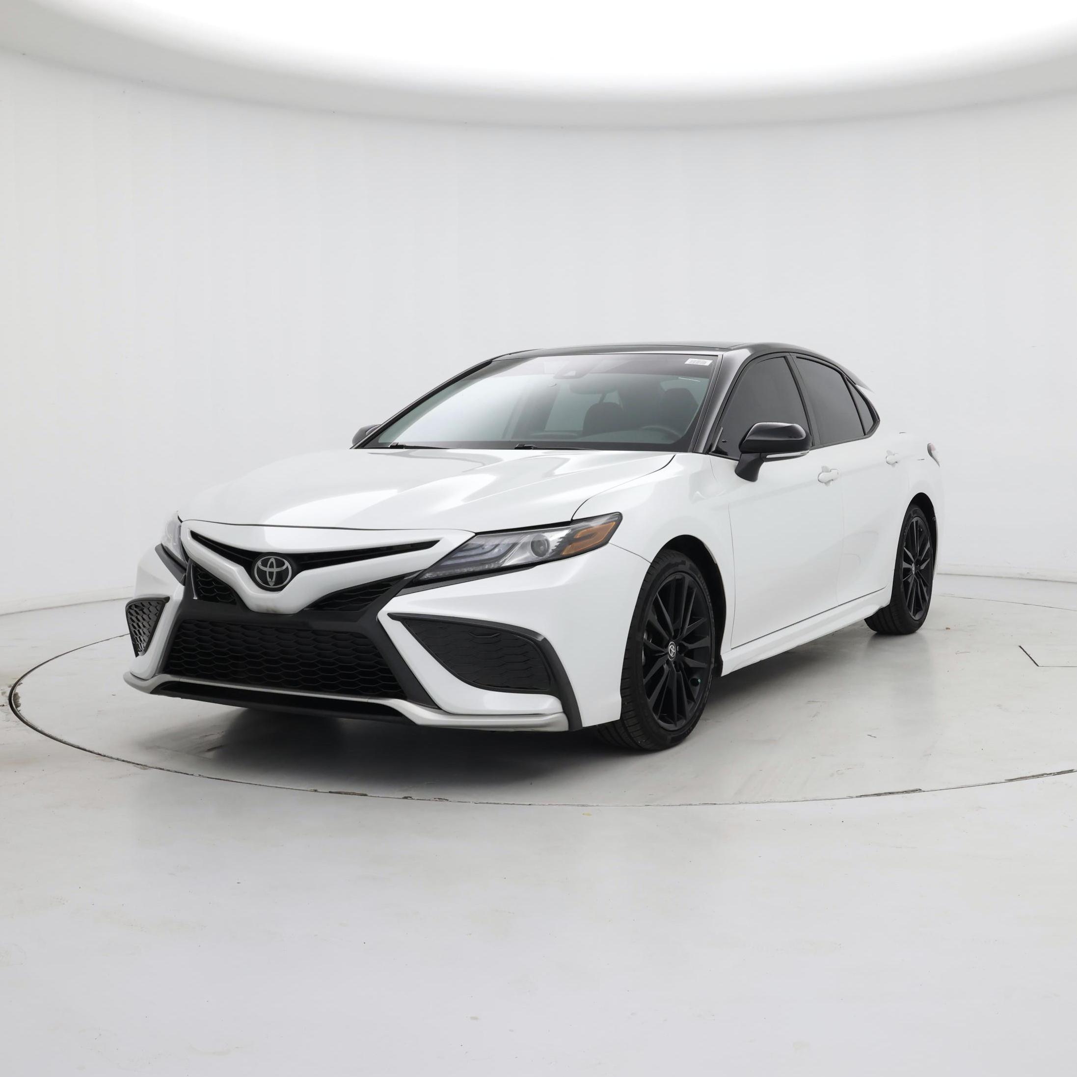 Thumbnail: 2023 Toyota Camry - 4