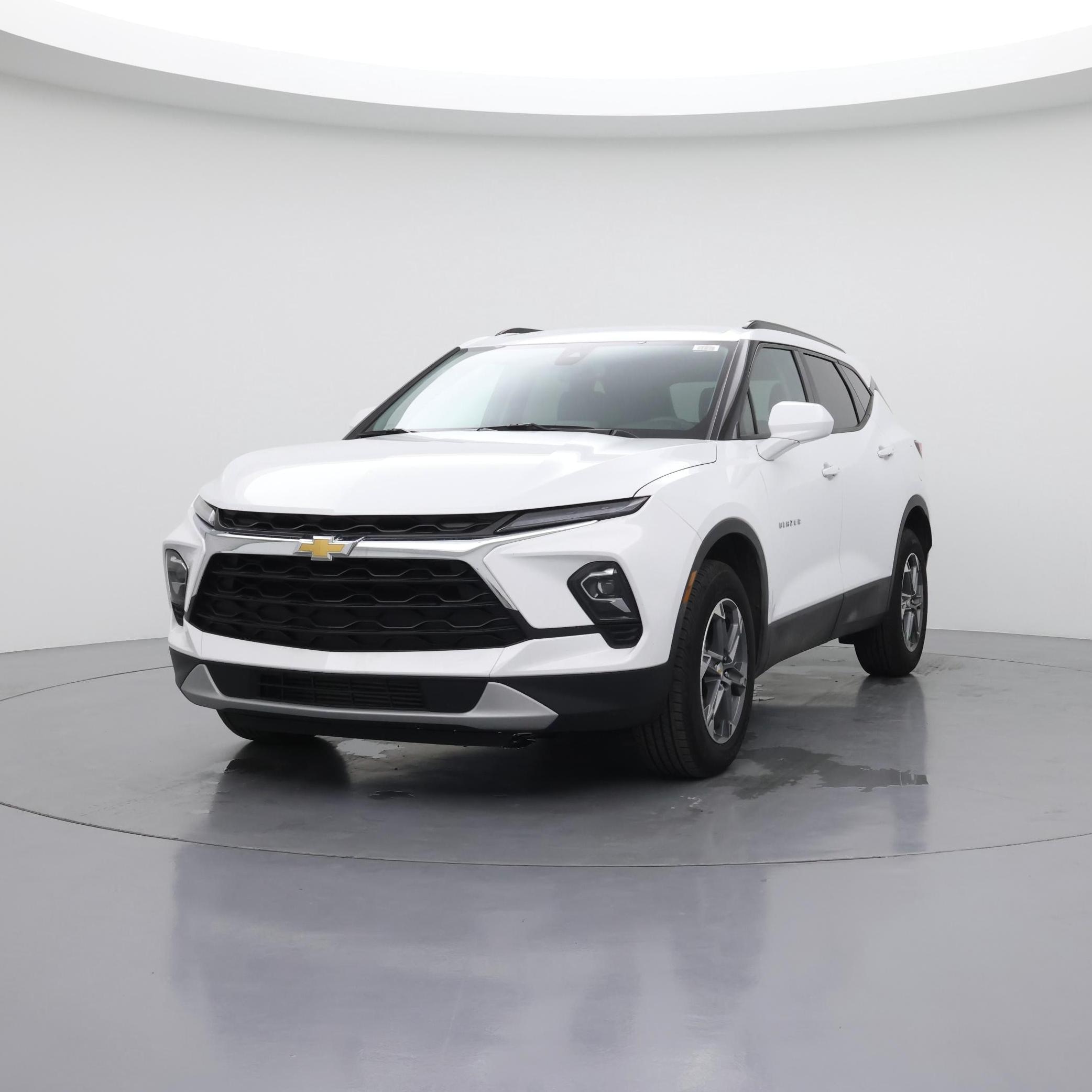 Thumbnail: 2023 Chevrolet Blazer - 4