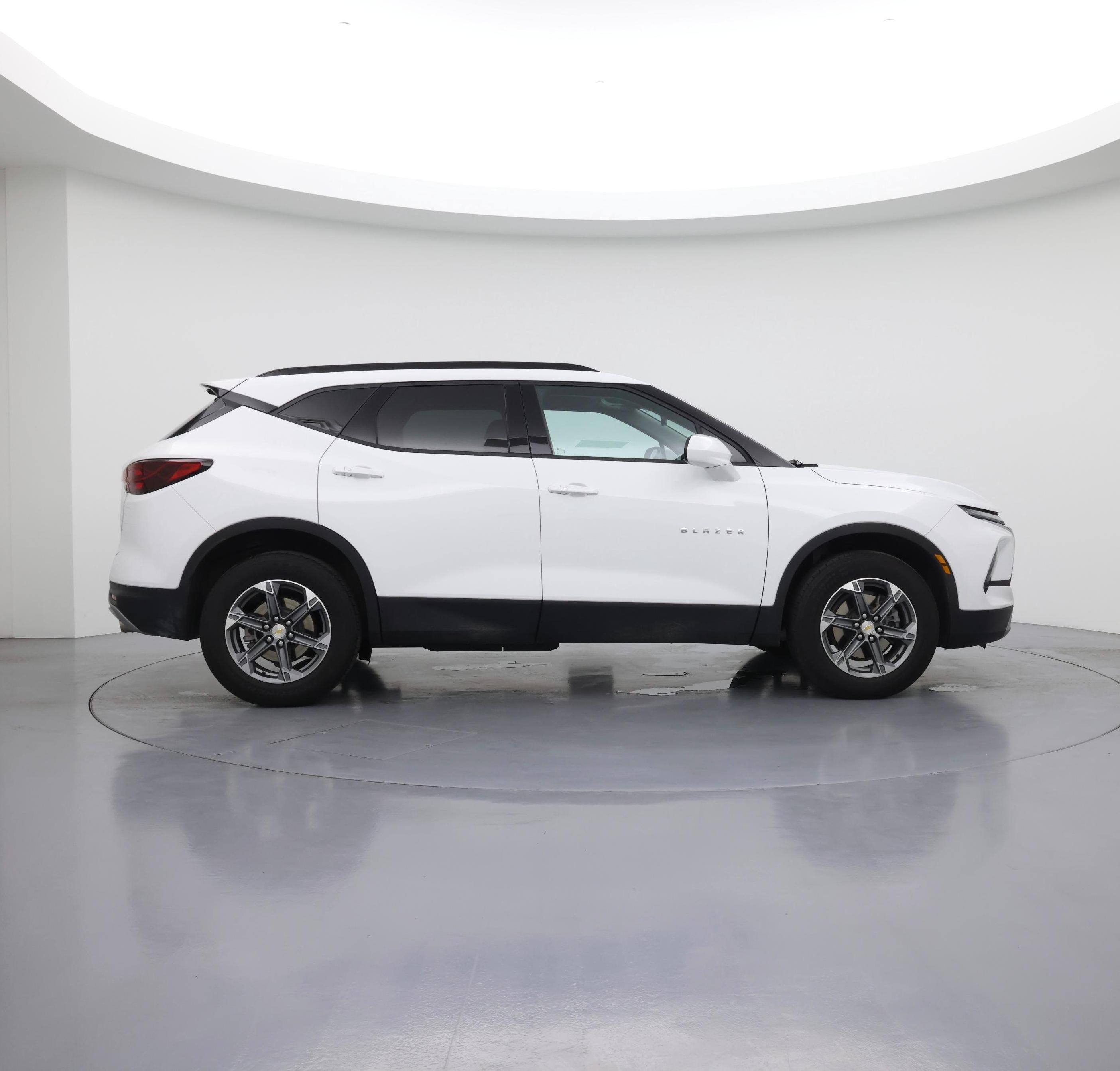 Thumbnail: 2023 Chevrolet Blazer - 7