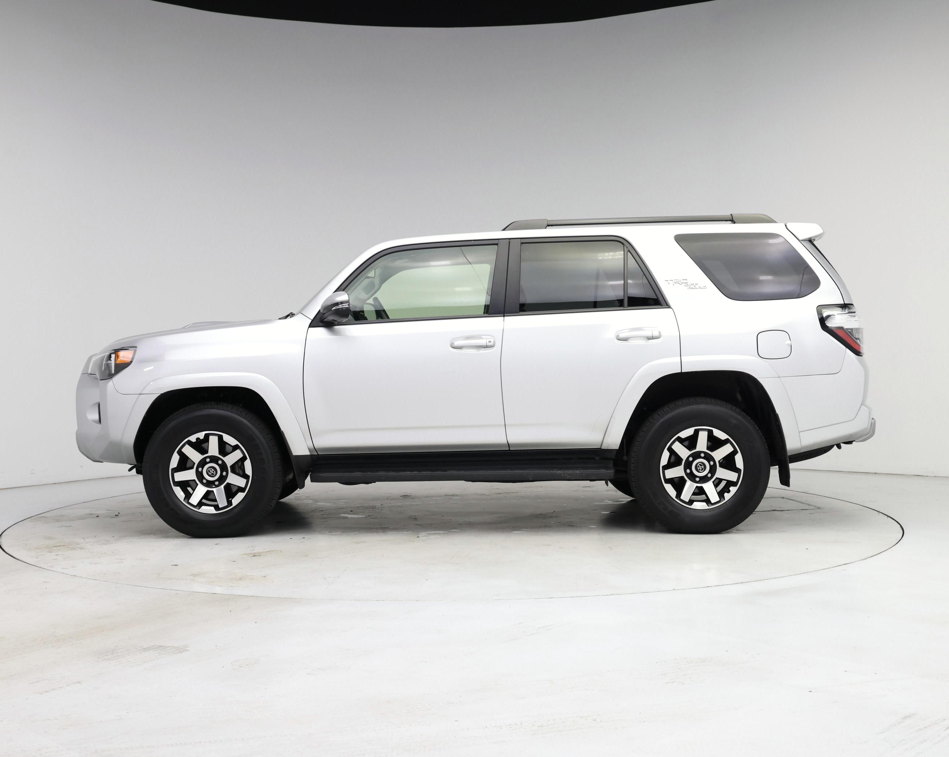Thumbnail: 2024 Toyota 4Runner - 3