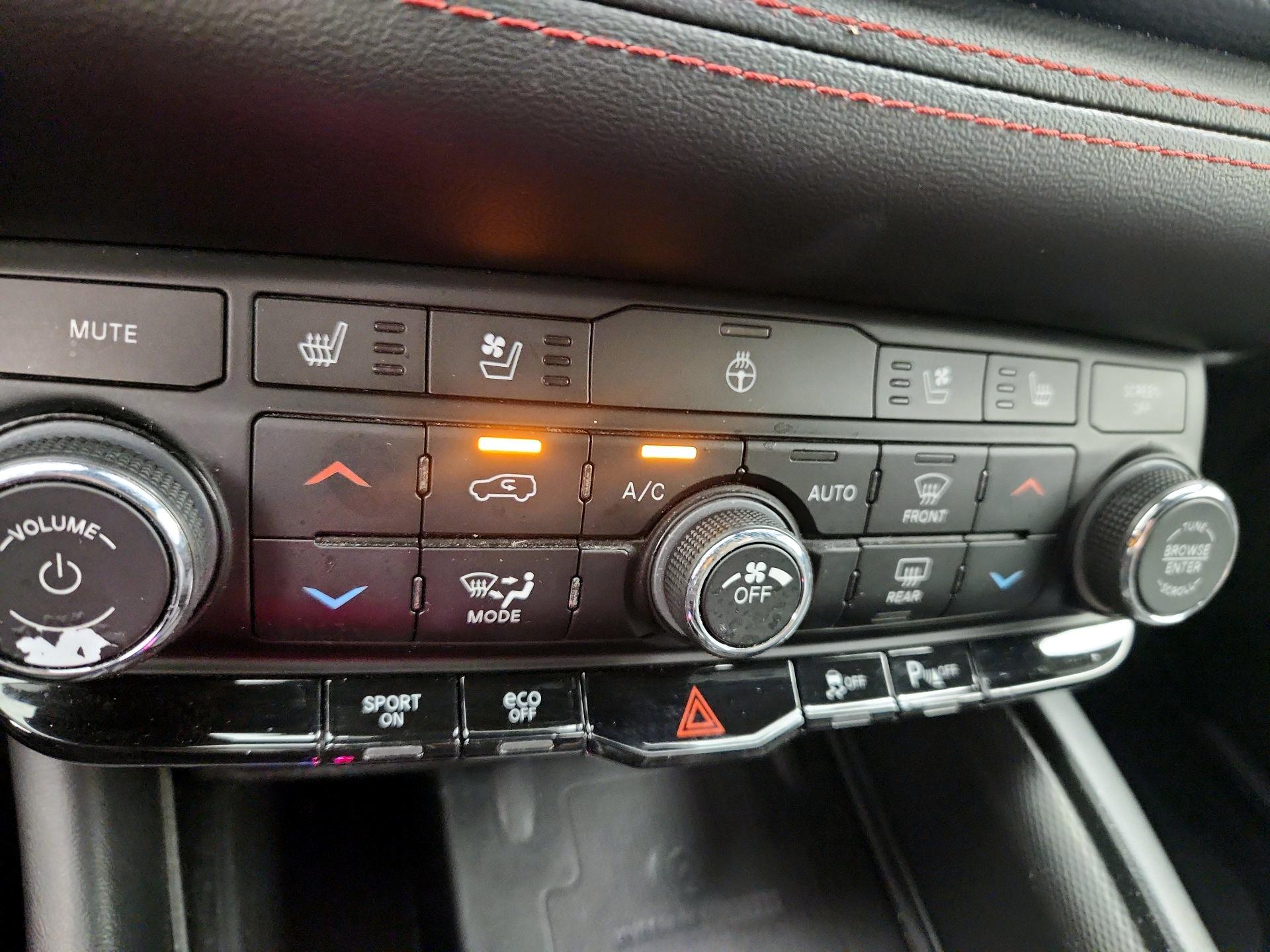 Thumbnail: 2023 Dodge Durango - 16